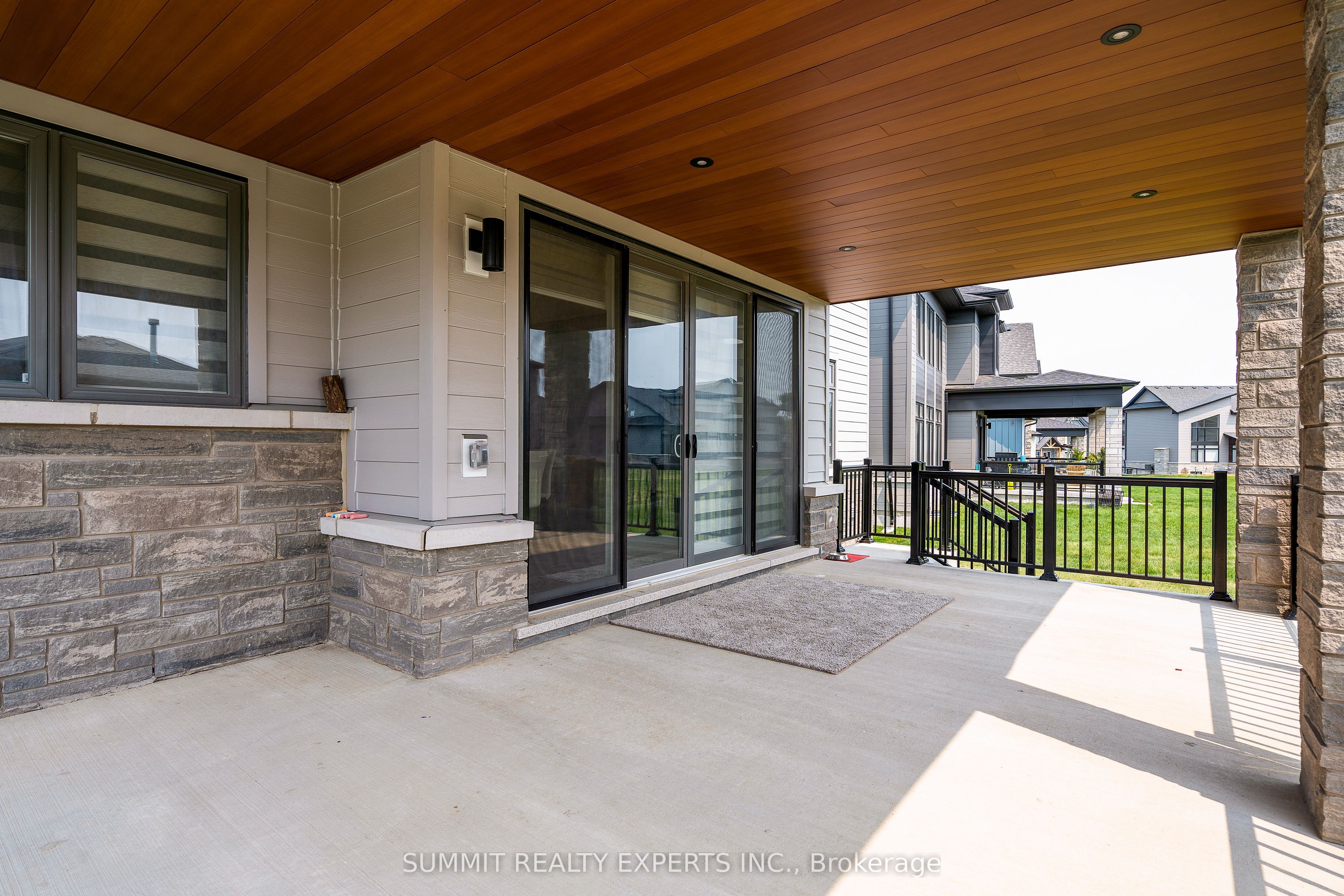 141 Springside Crescent Property Photo 19