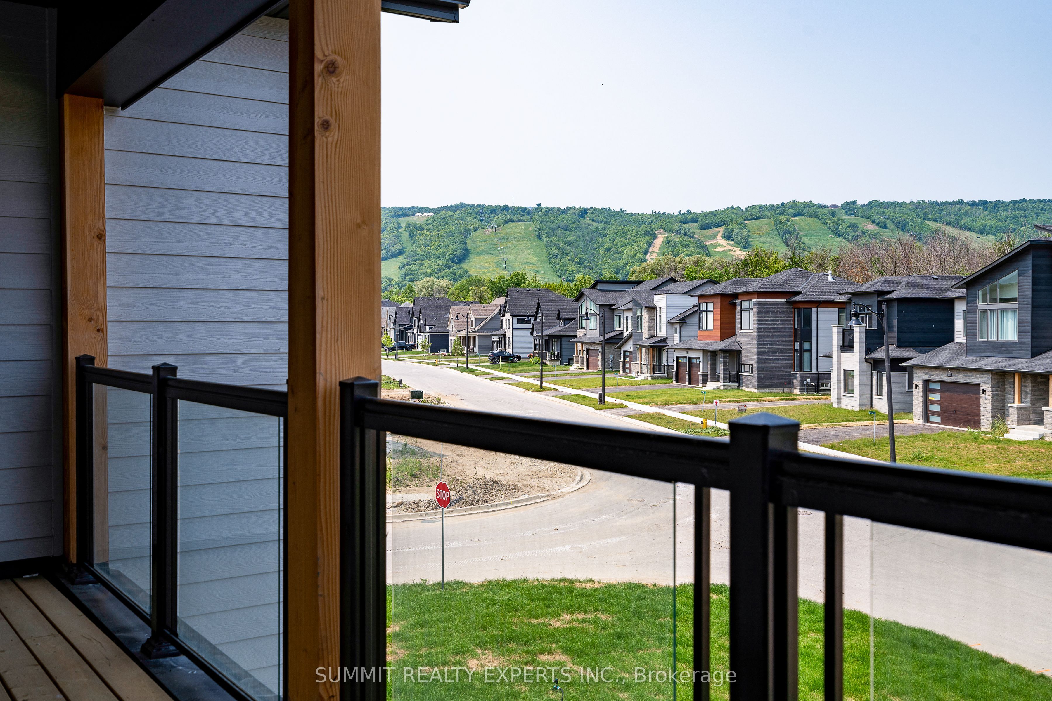 141 Springside Crescent Property Photo 46
