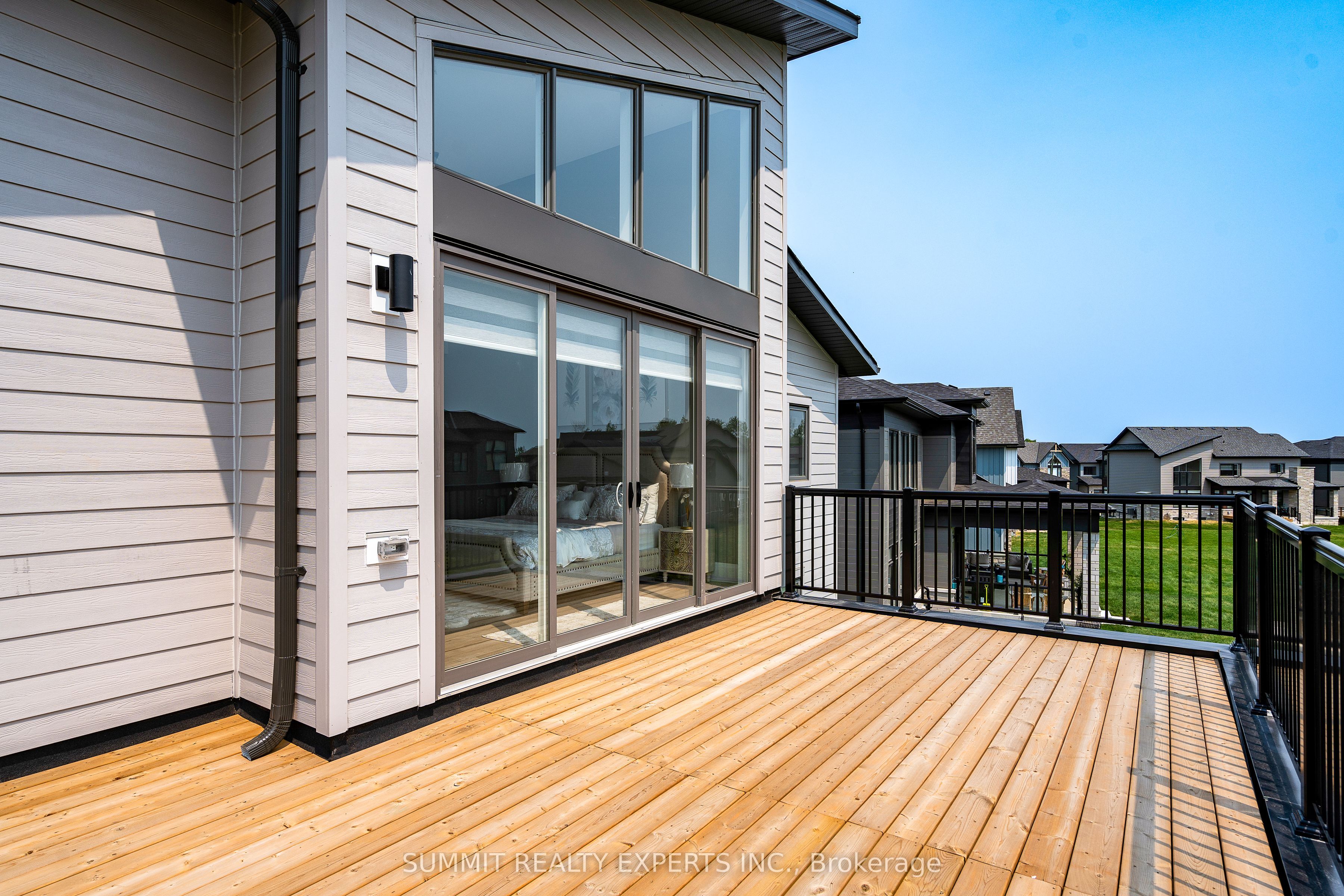 141 Springside Crescent Property Photo 49