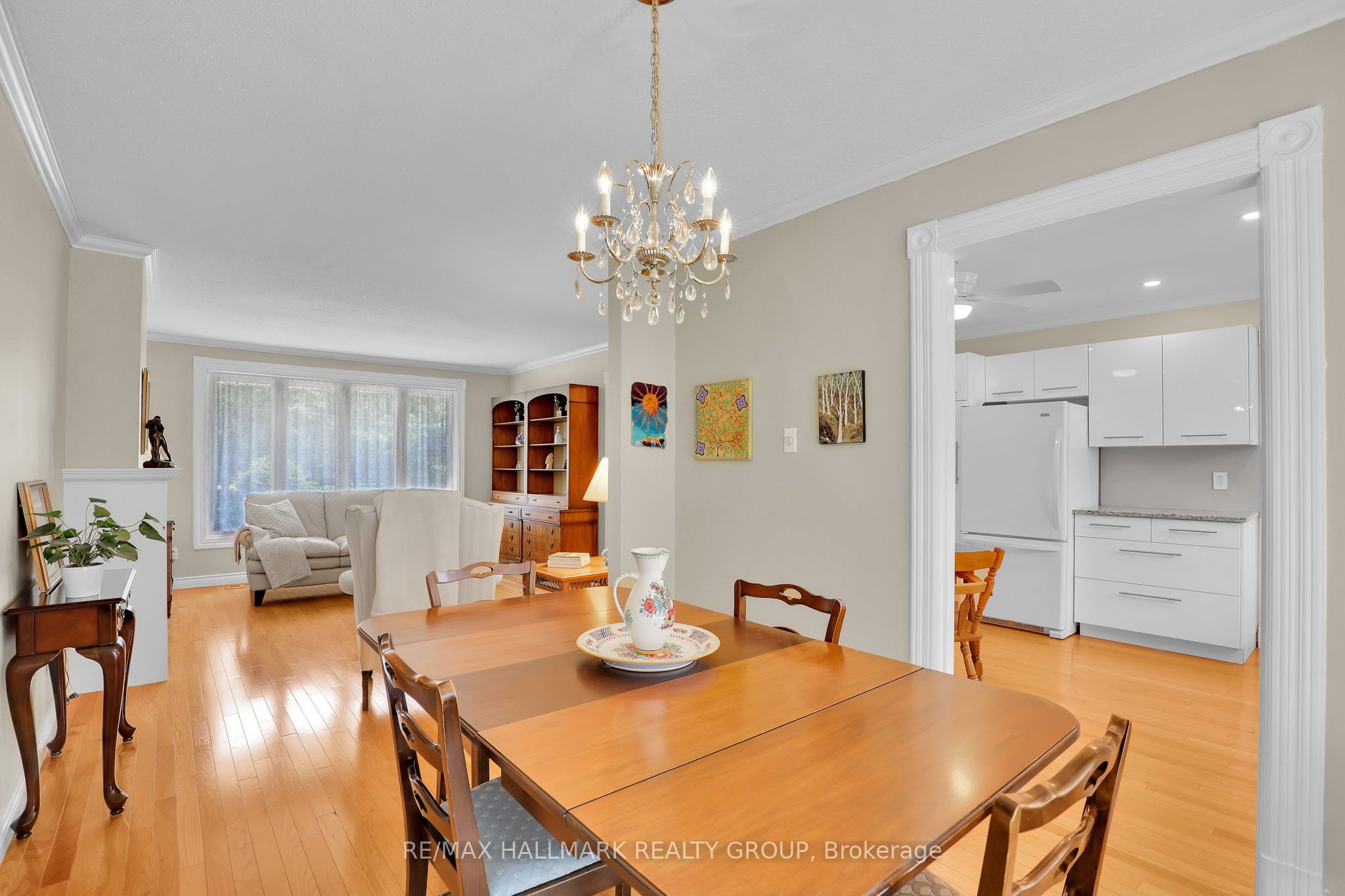 3242 Albion Road S Property Photo 16
