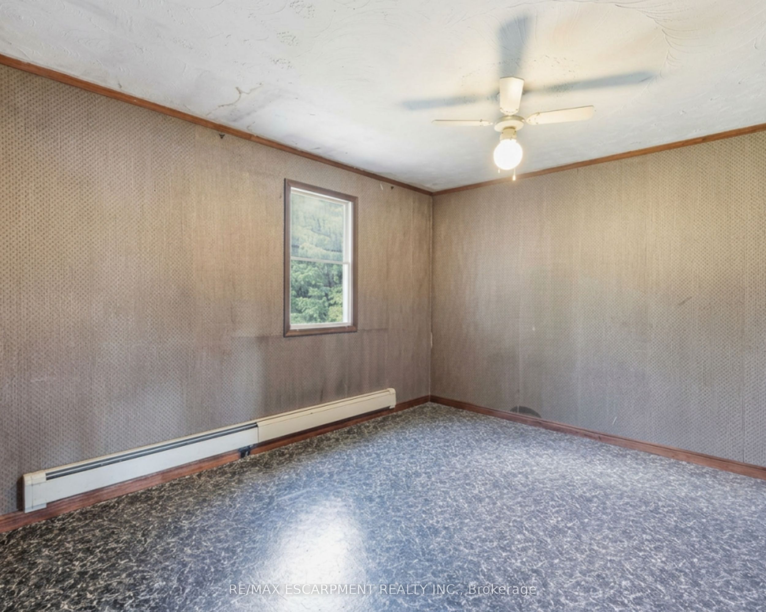 8404 Chippewa Road Property Photo 27