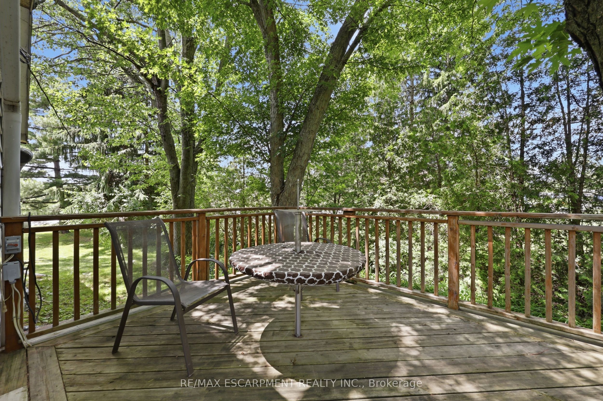 8404 Chippewa Road Property Photo 32