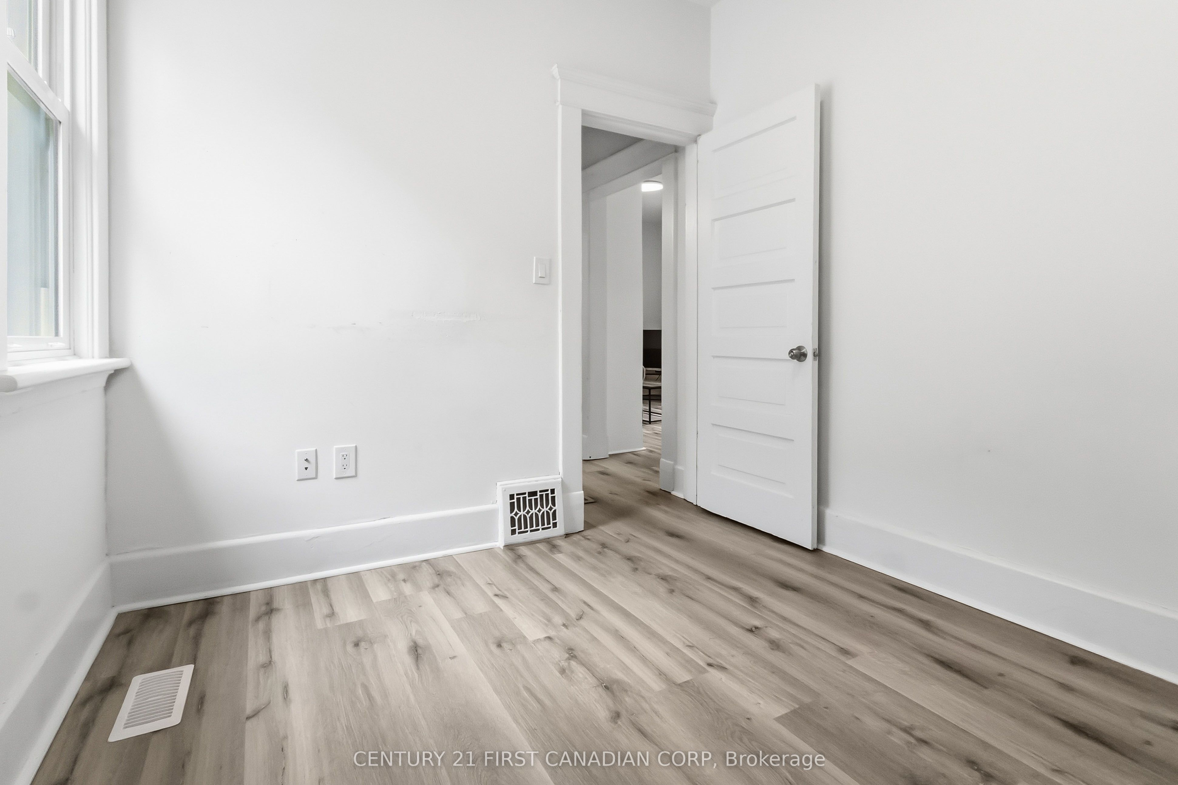 215 Bernard Avenue Property Photo 15