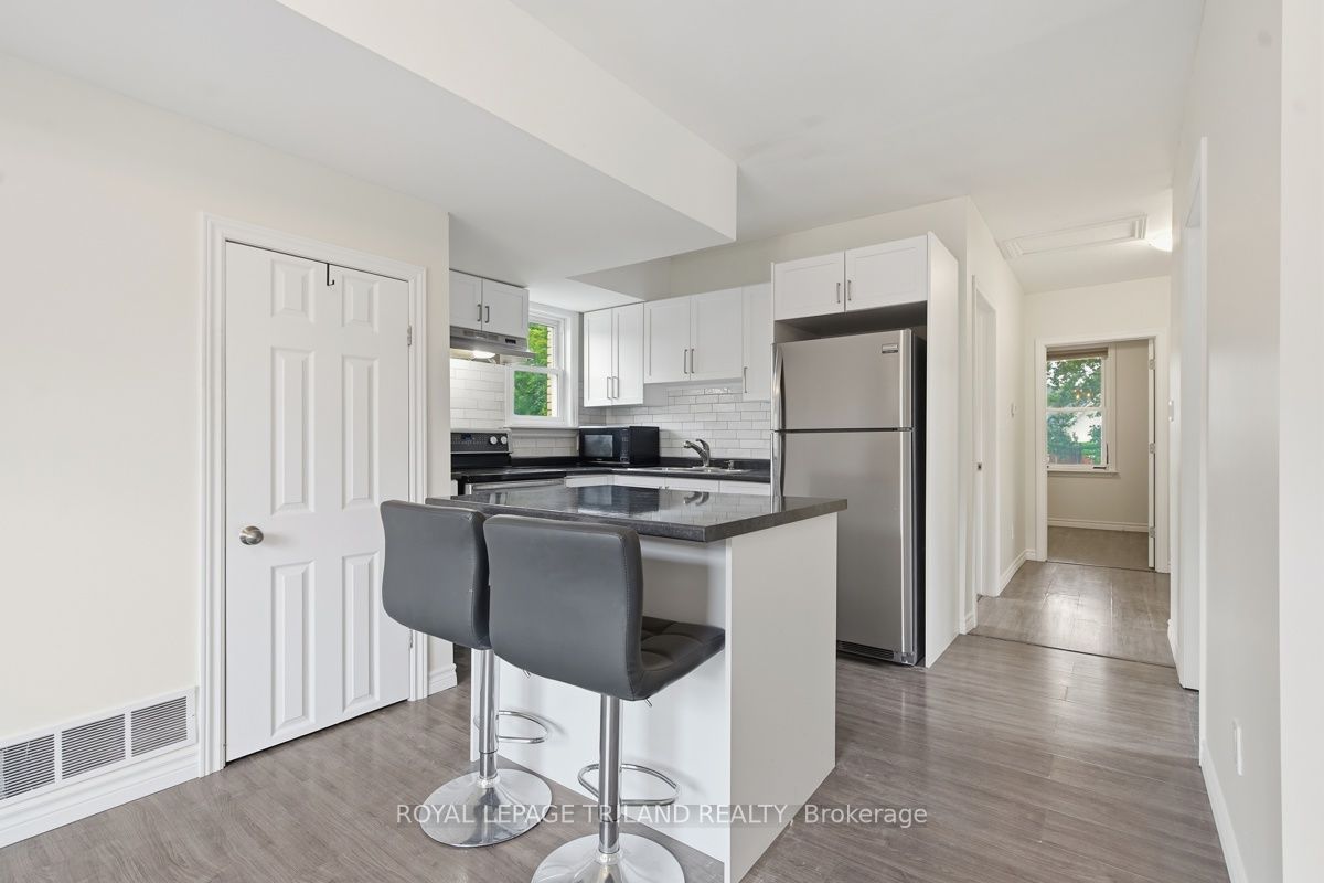876 Van Street 2 Property Photo 1