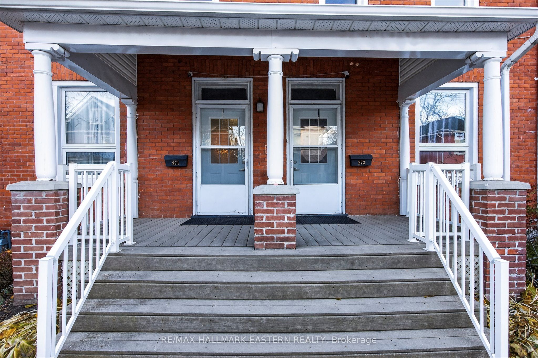 271 Thomas Street Property Photo 2