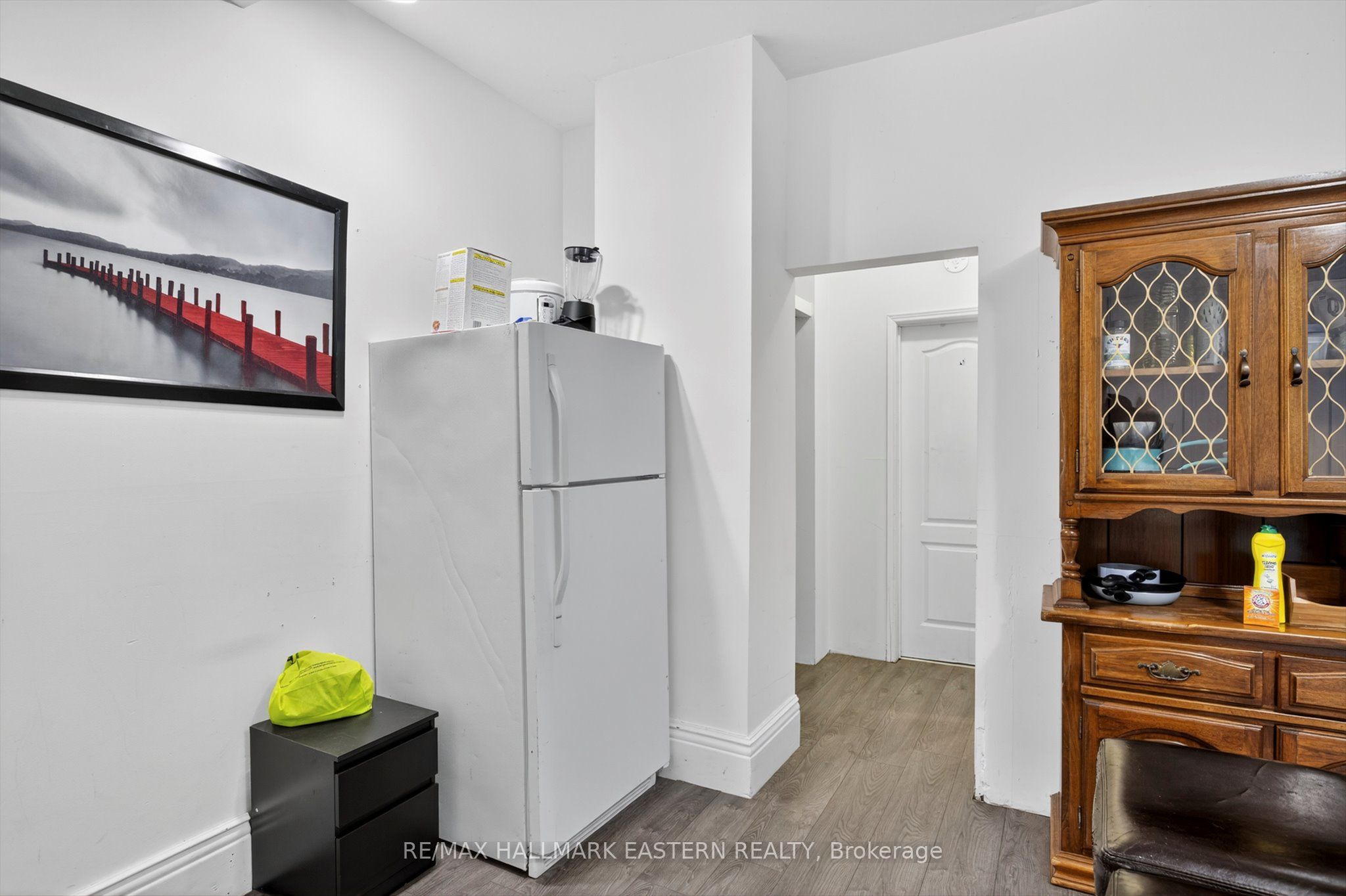 271 Thomas Street Property Photo 8