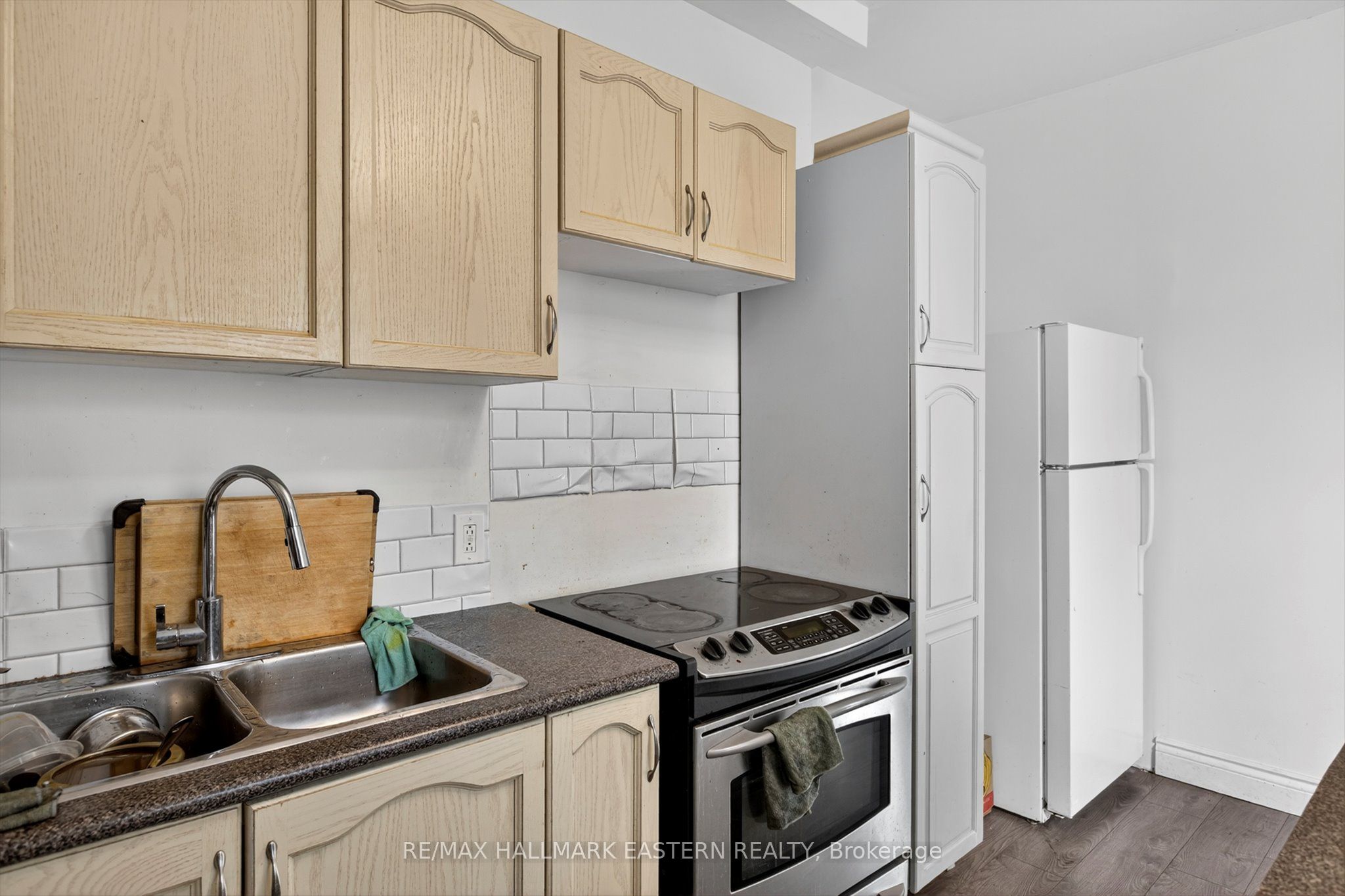 271 Thomas Street Property Photo 15