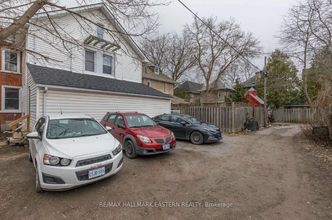 271 Thomas Street Property Photo 35