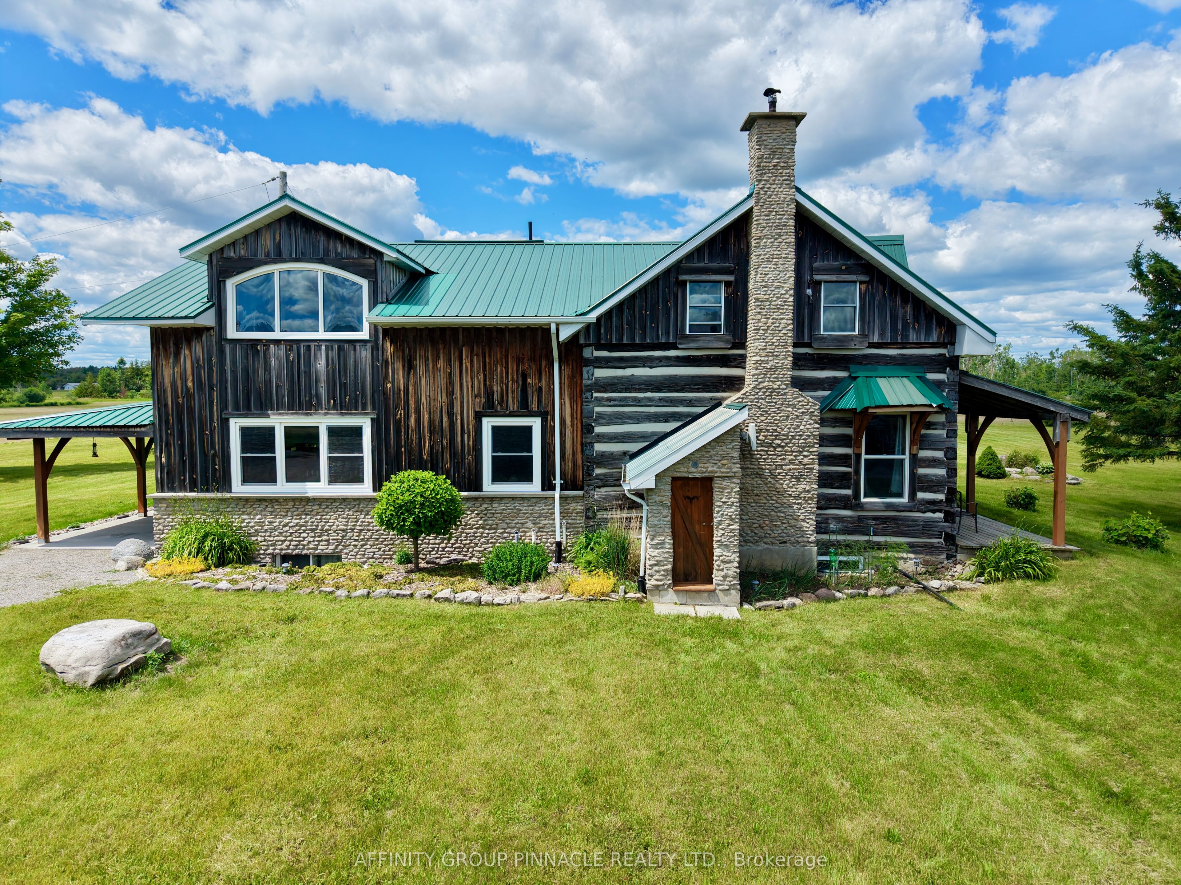 1693 Heights Road Property Photo 1