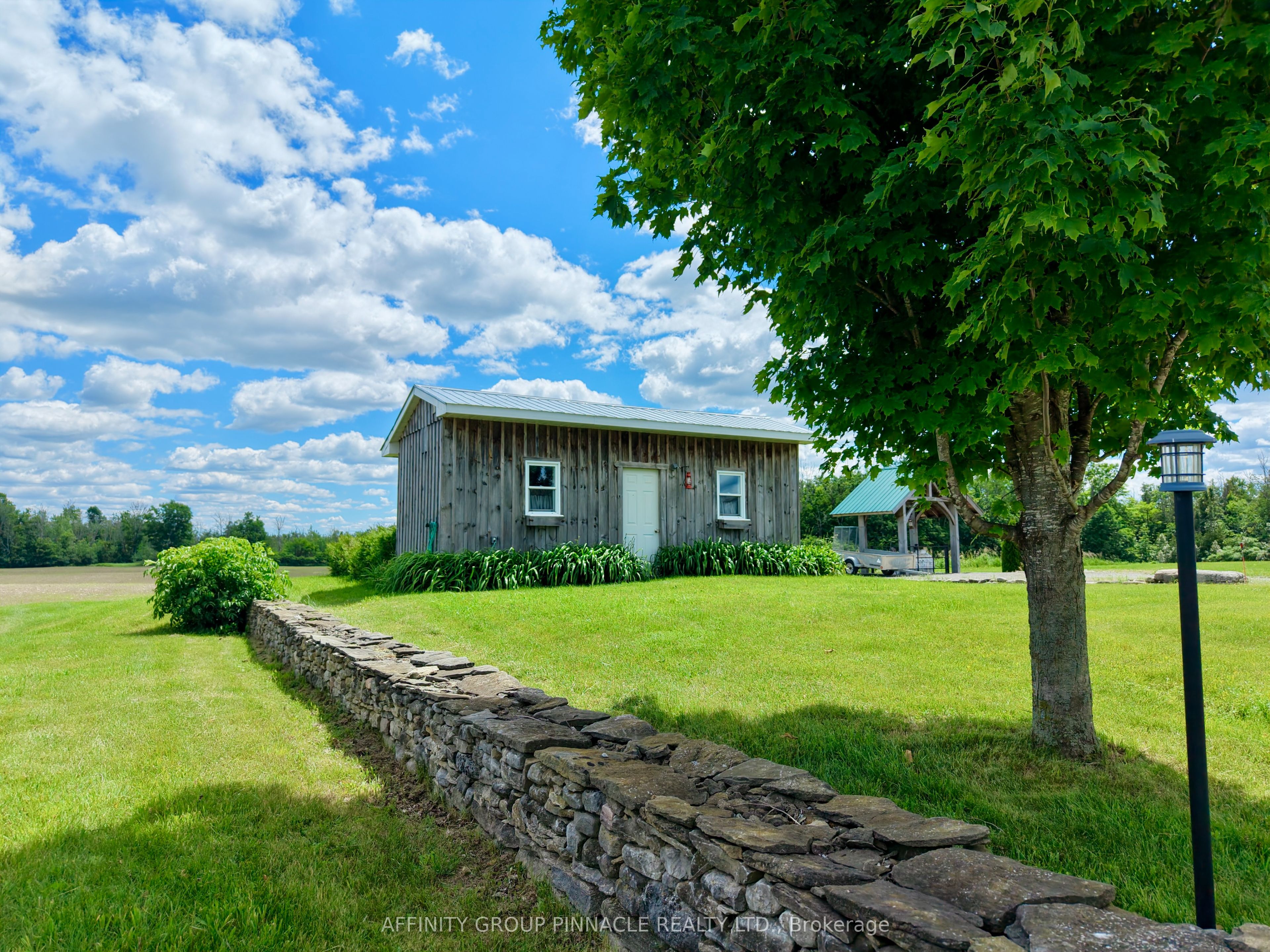 1693 Heights Road Property Photo 44