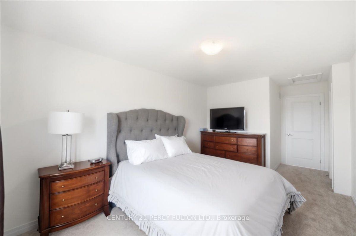 1 Greig Street Property Photo 29