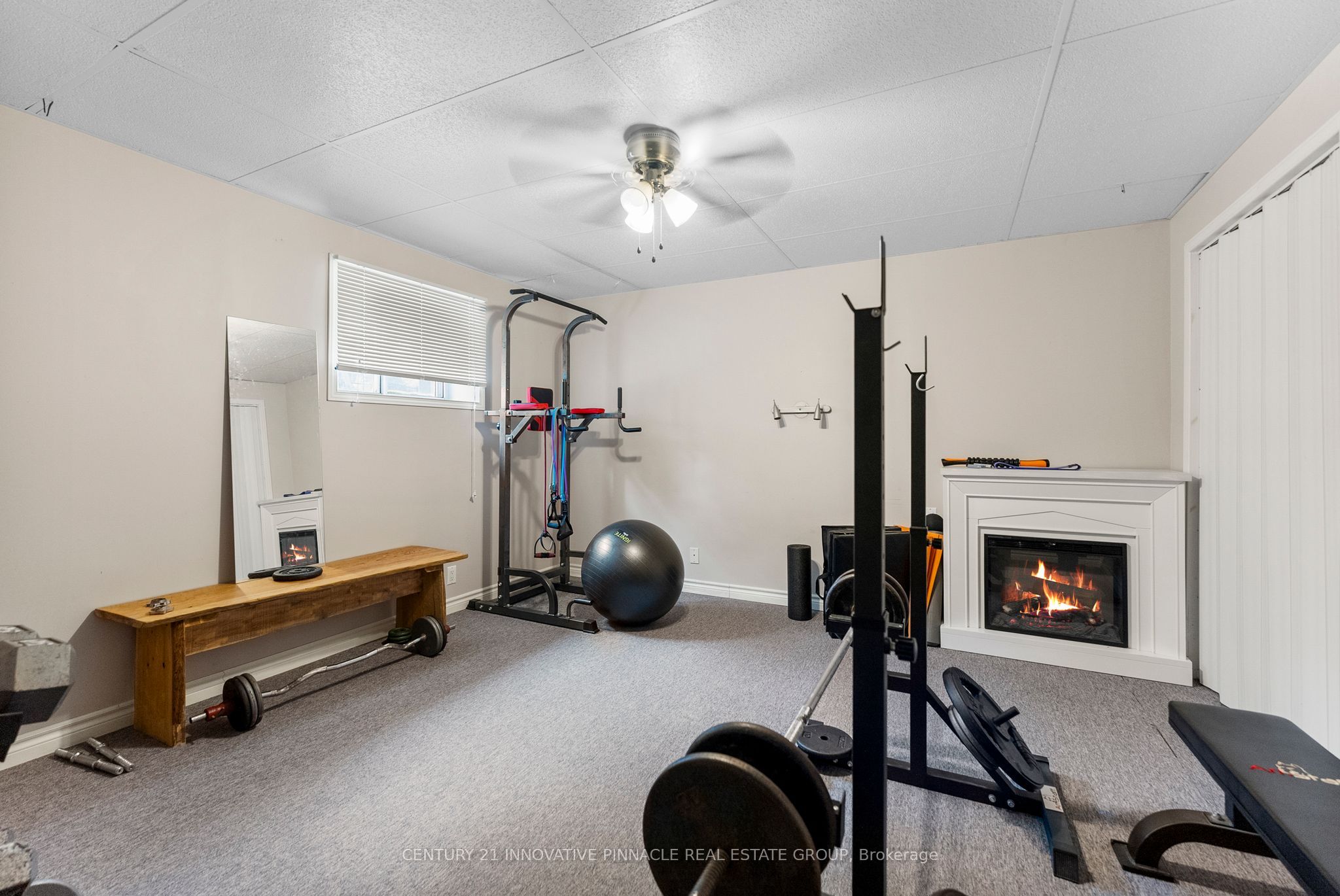 594 Herbert Street E Property Photo 24