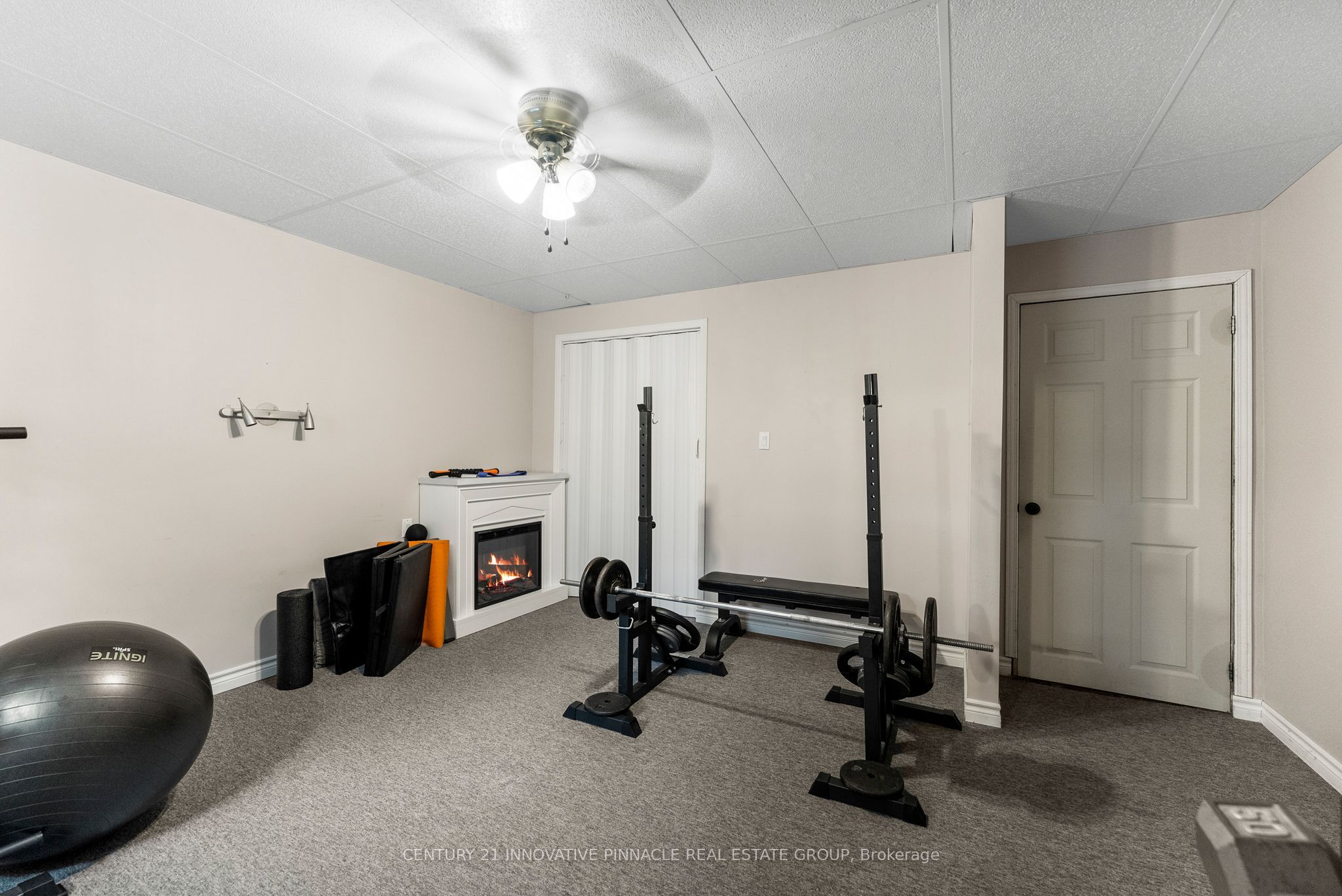 594 Herbert Street E Property Photo 25