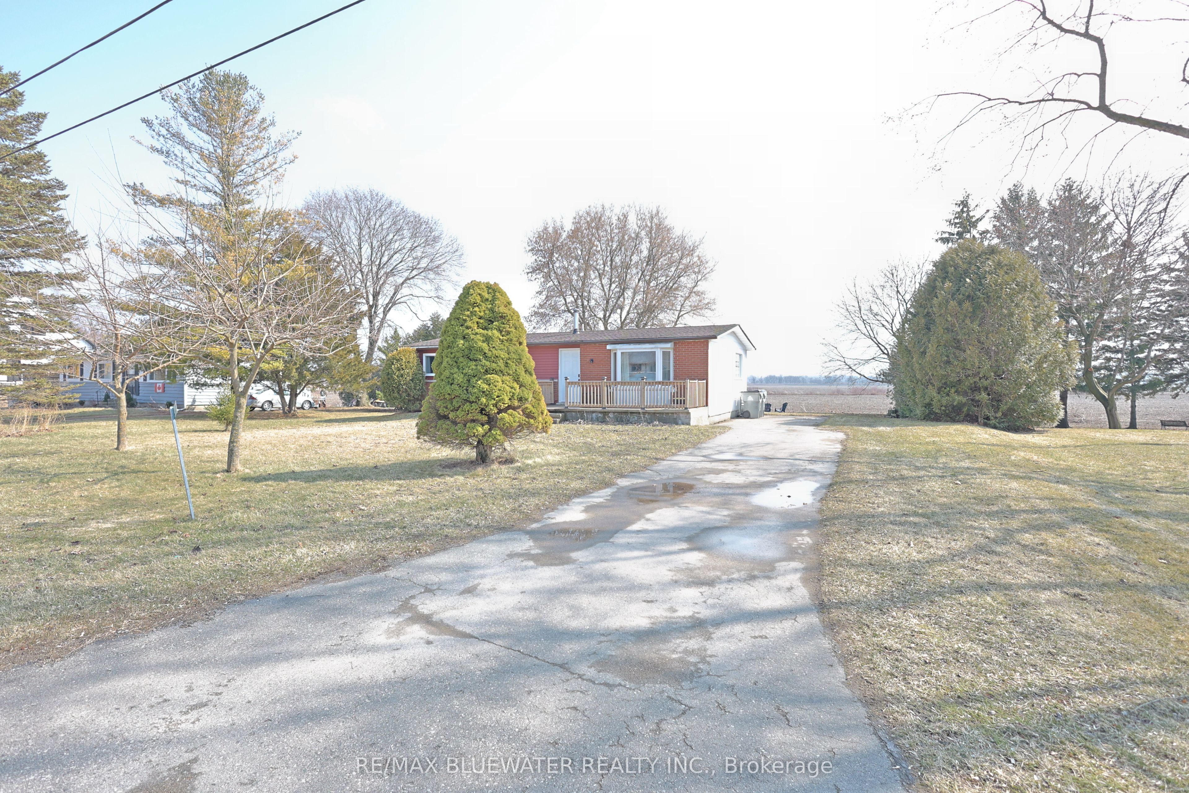 9897 Eric Street Property Photo 7