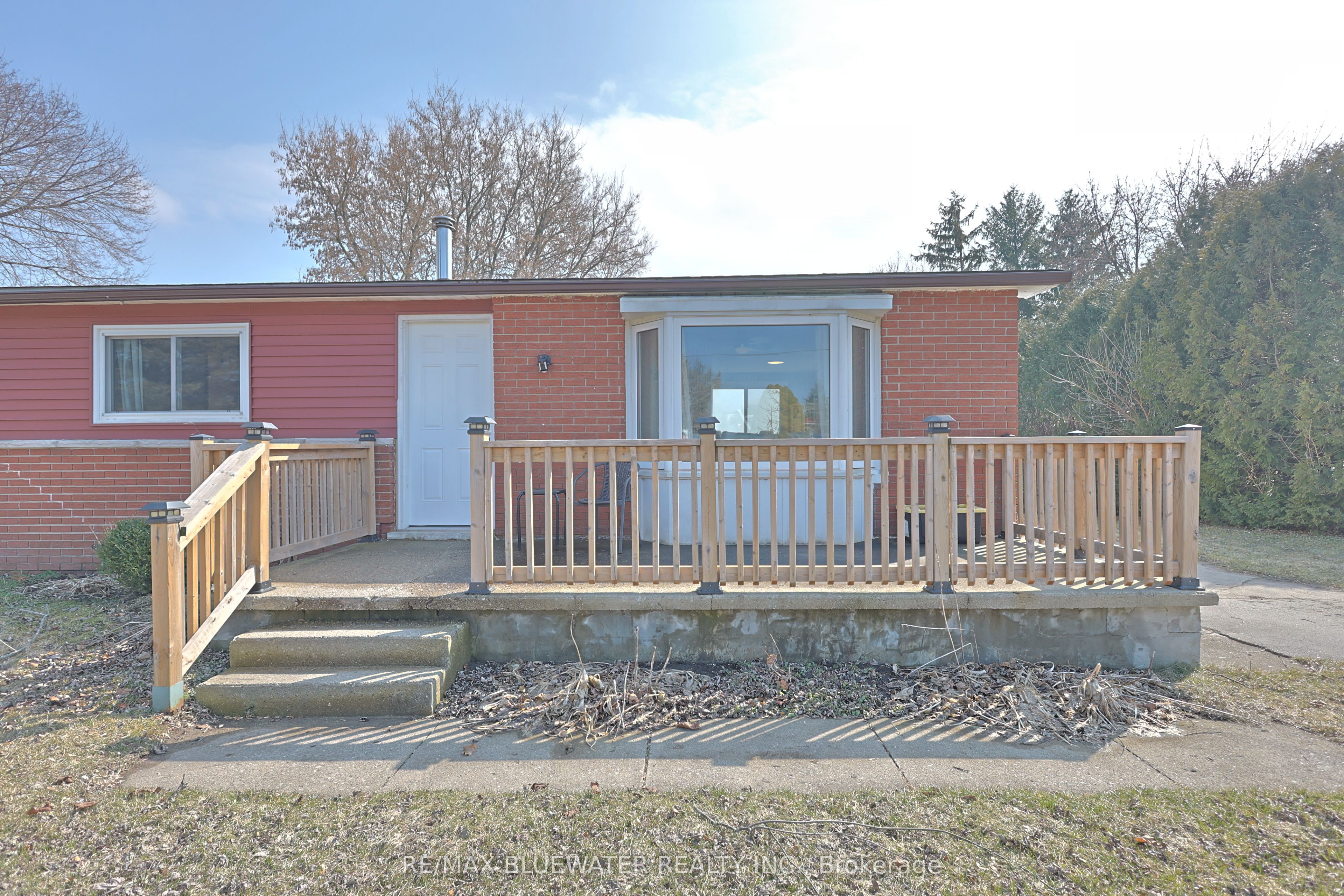 9897 Eric Street Property Photo 10