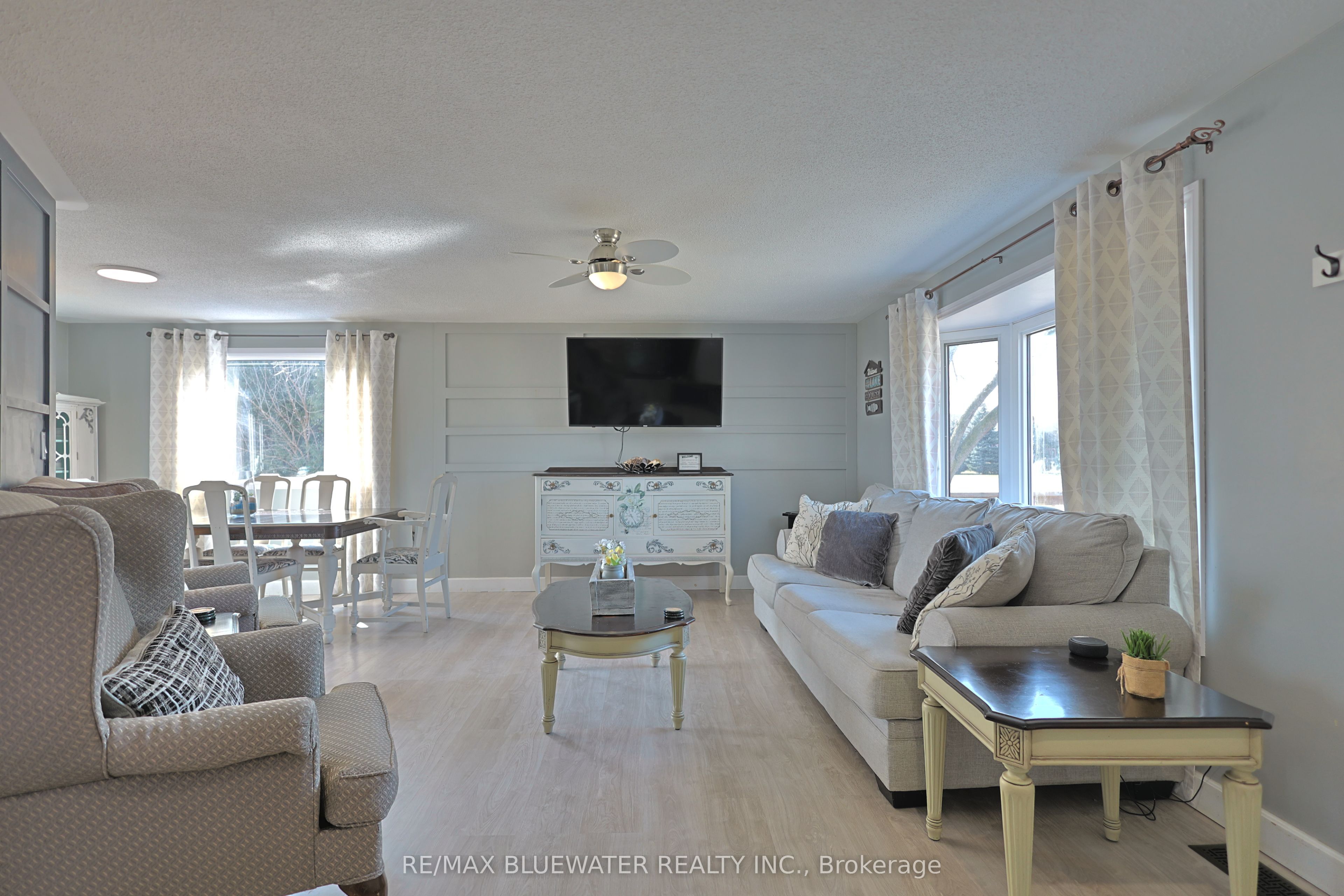 9897 Eric Street Property Photo 14