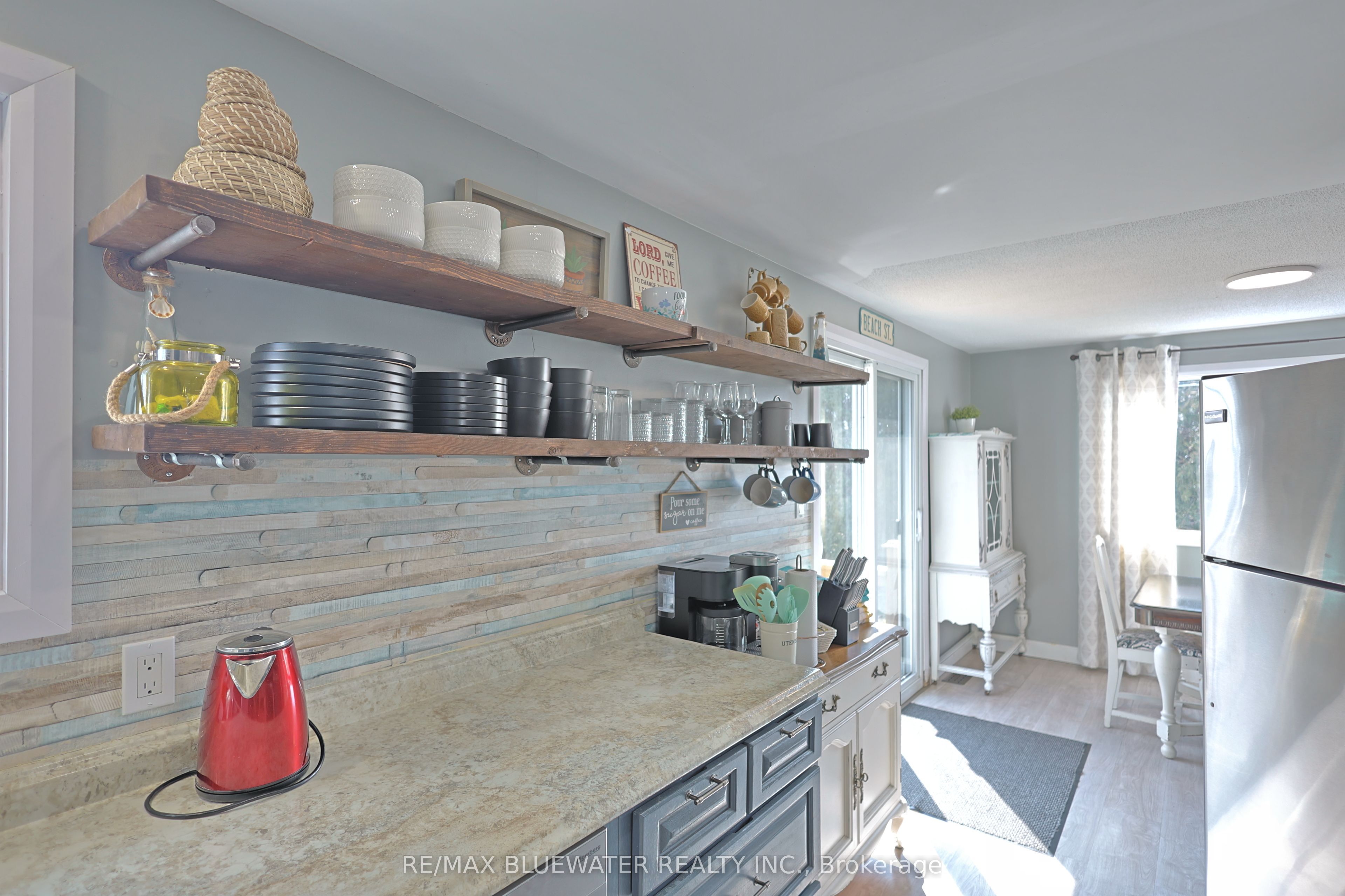 9897 Eric Street Property Photo 21
