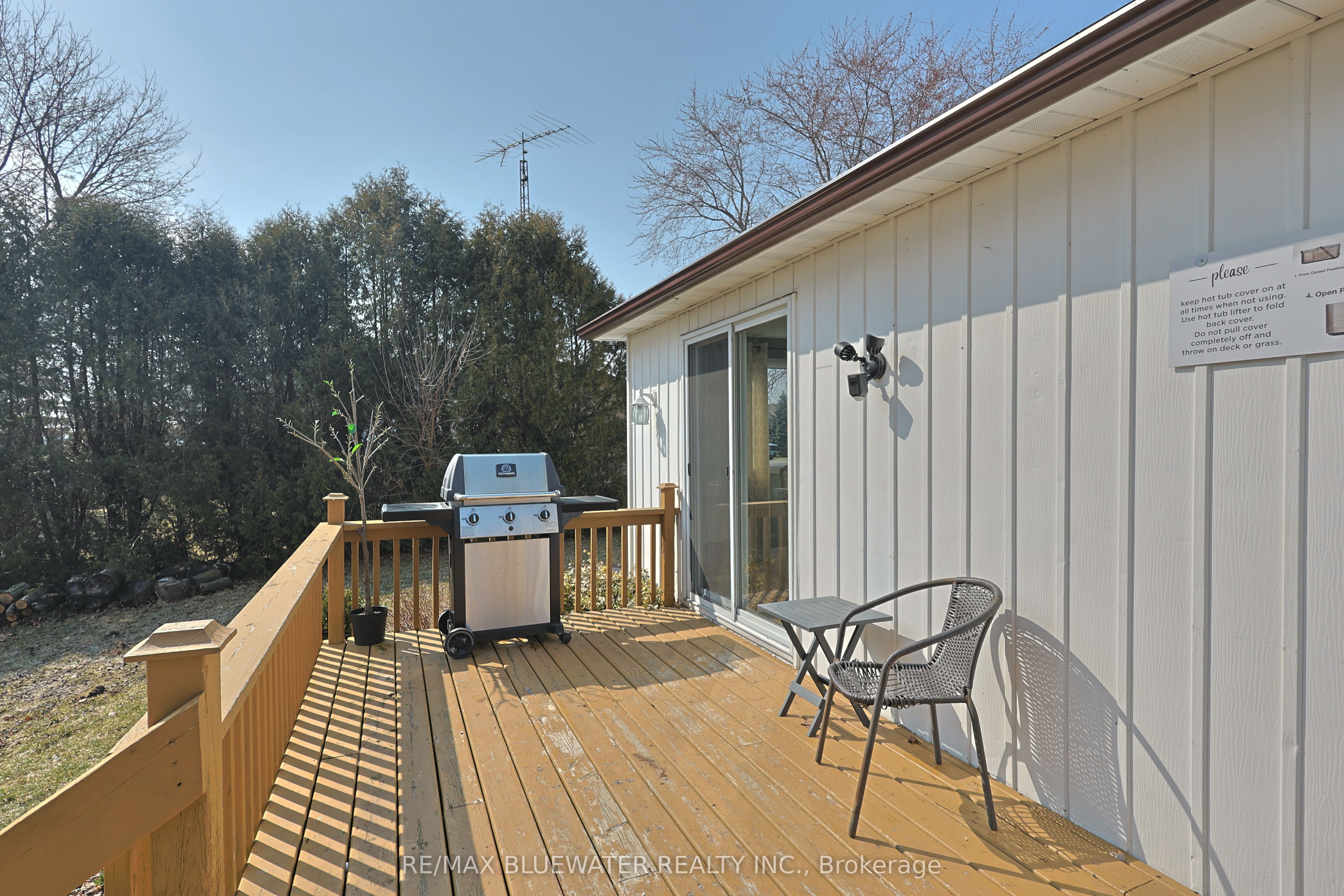 9897 Eric Street Property Photo 32