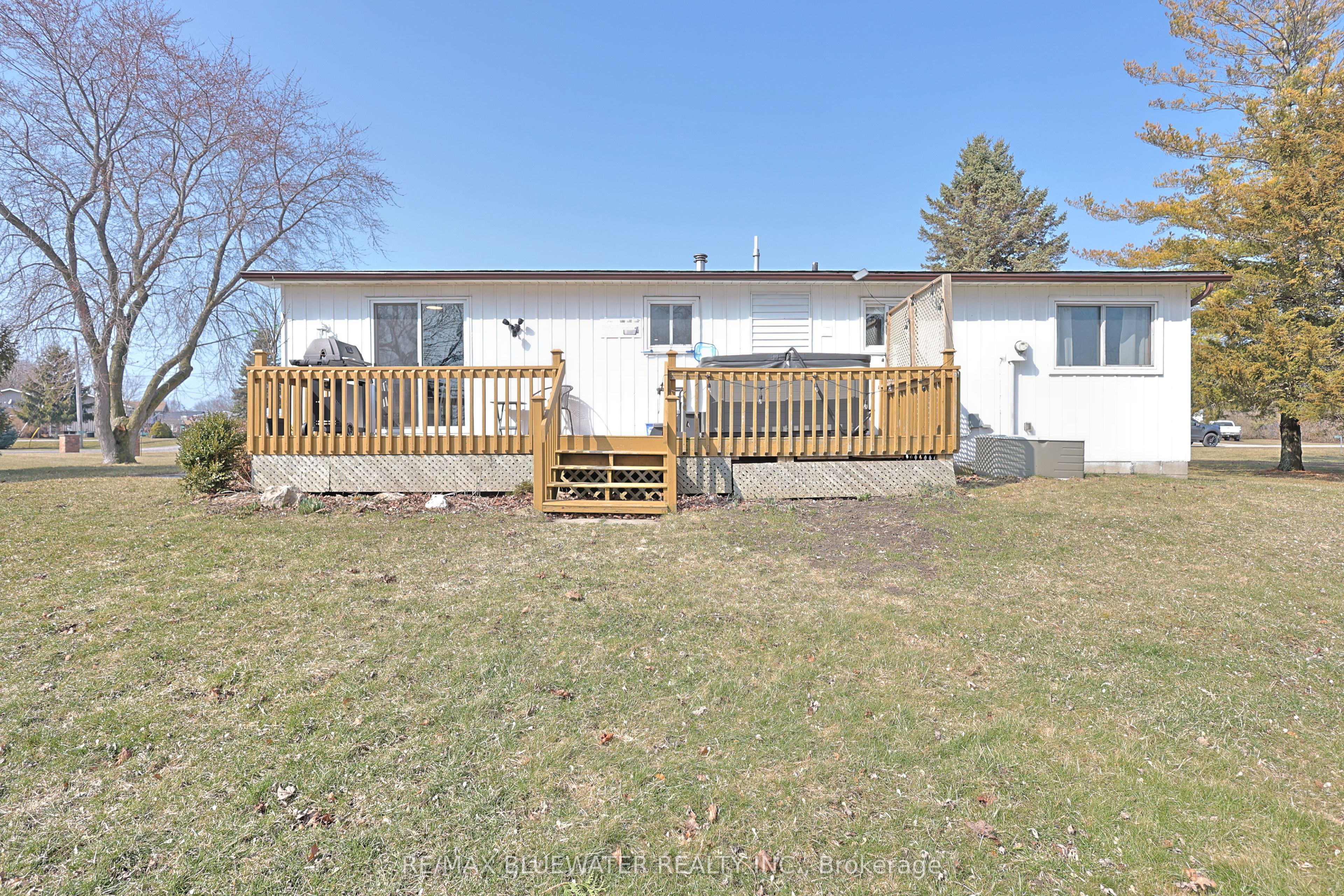 9897 Eric Street Property Photo 35