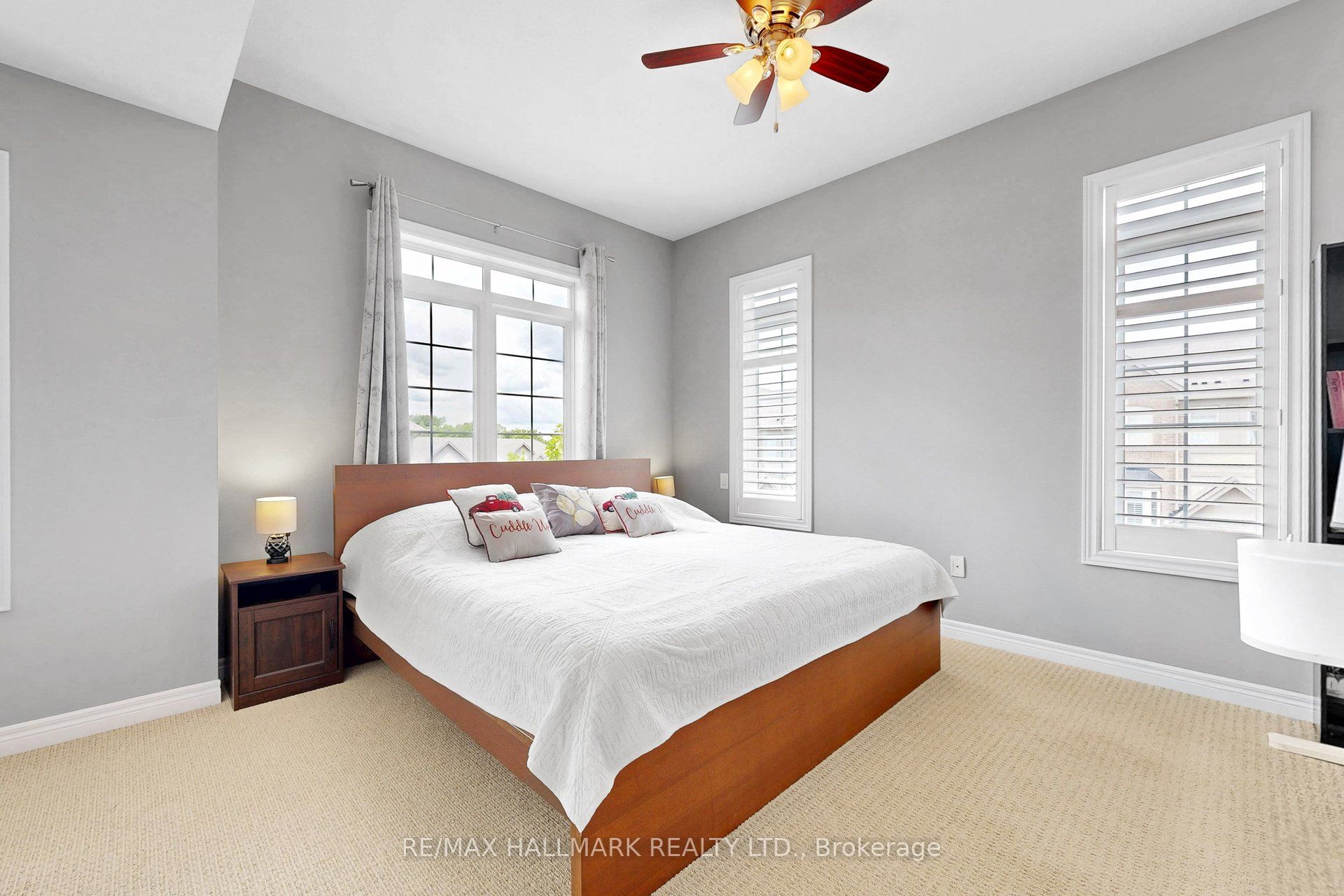 215 Dundas Street E 14 Property Photo 19