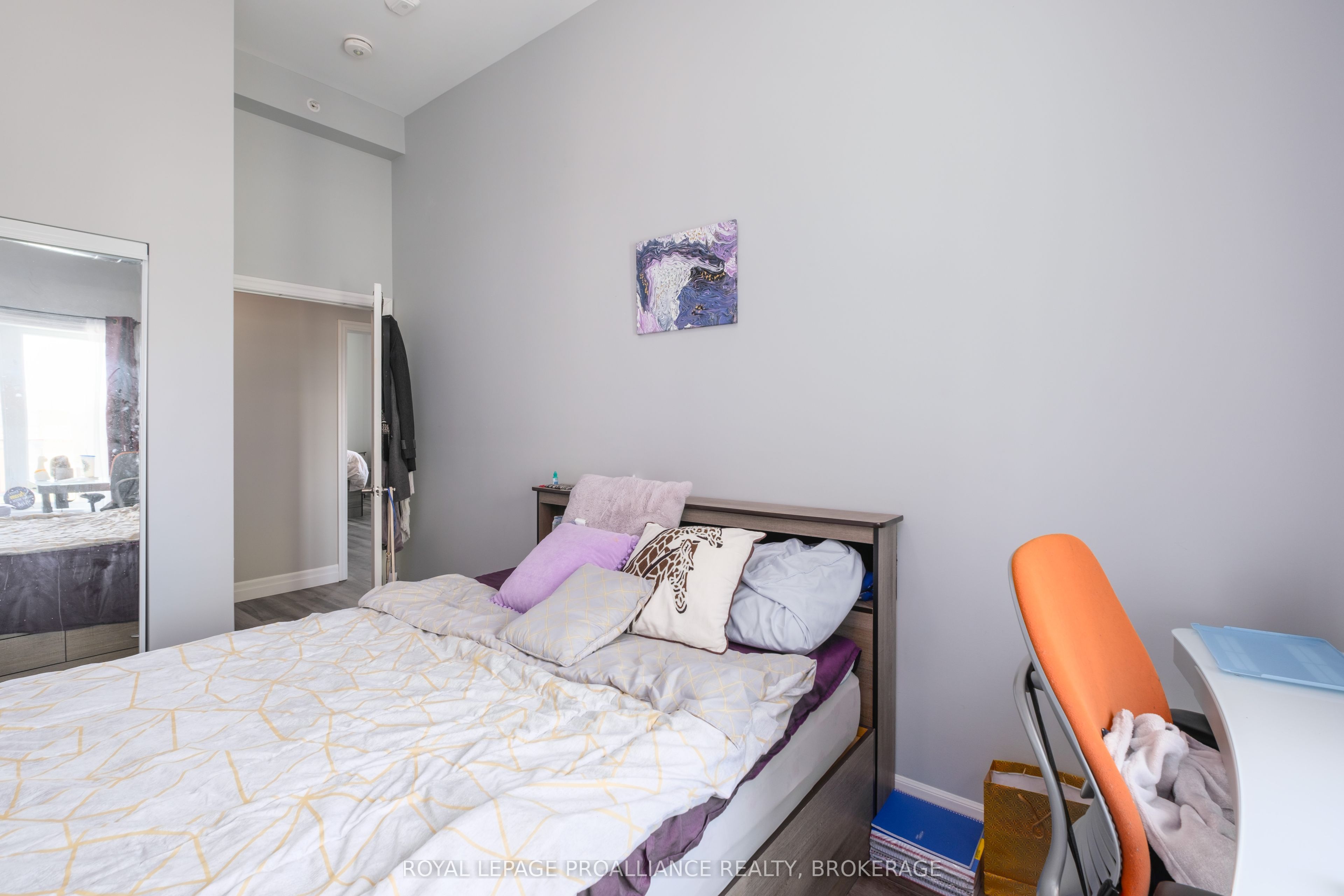 501 Frontenac Street 502 Property Photo 13