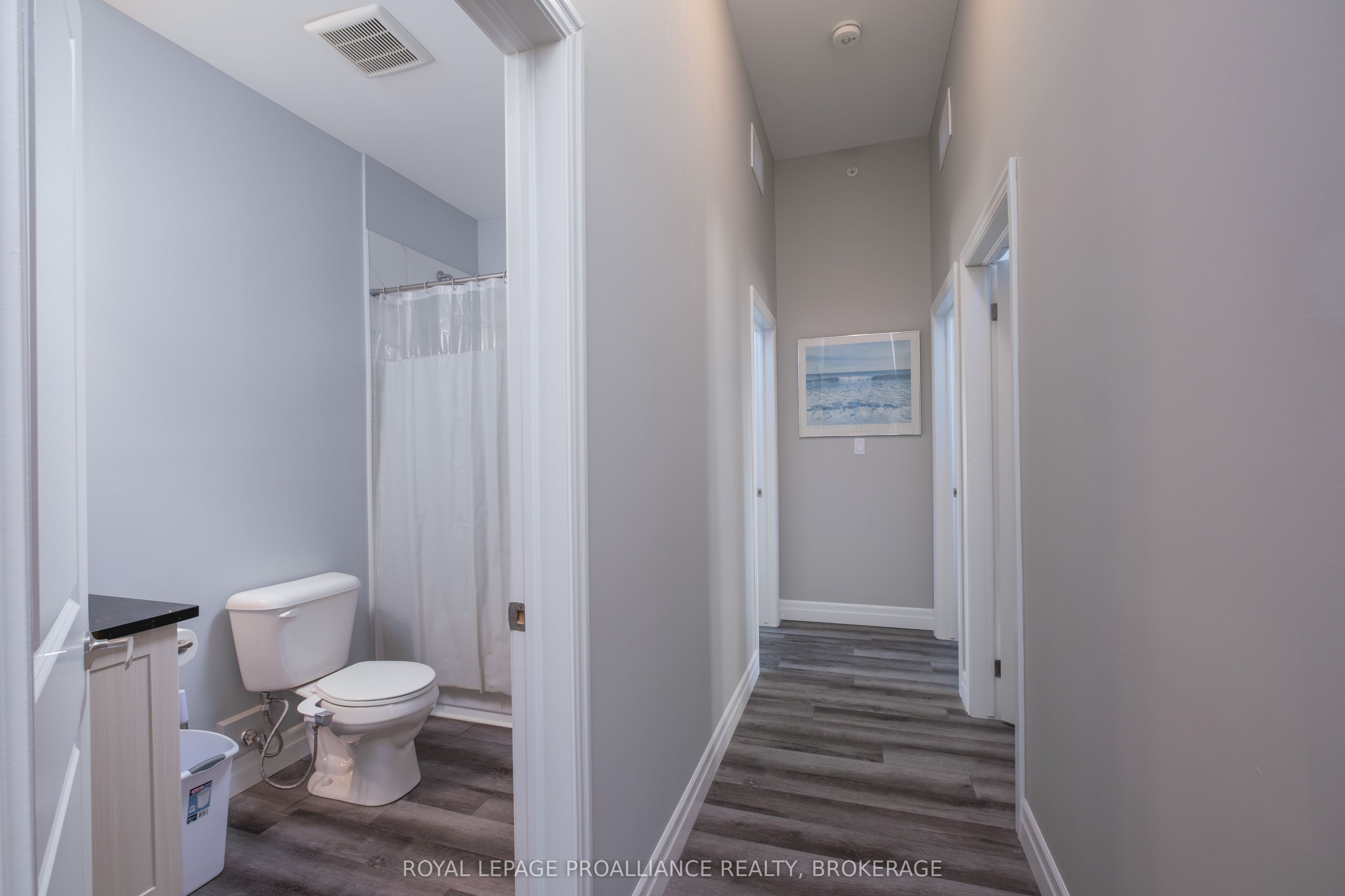 501 Frontenac Street 502 Property Photo 18
