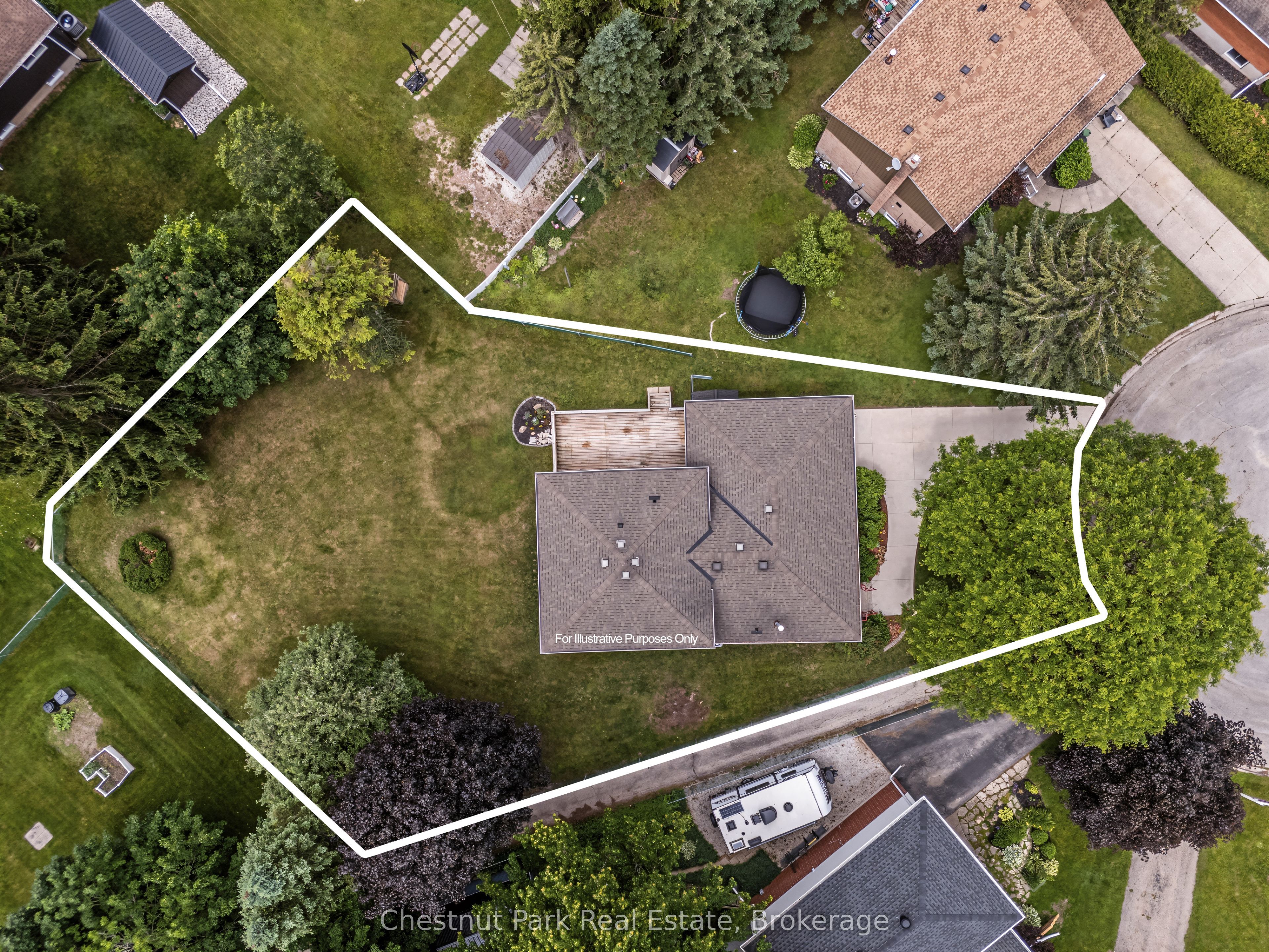 280 8th Avenue E Property Photo 4