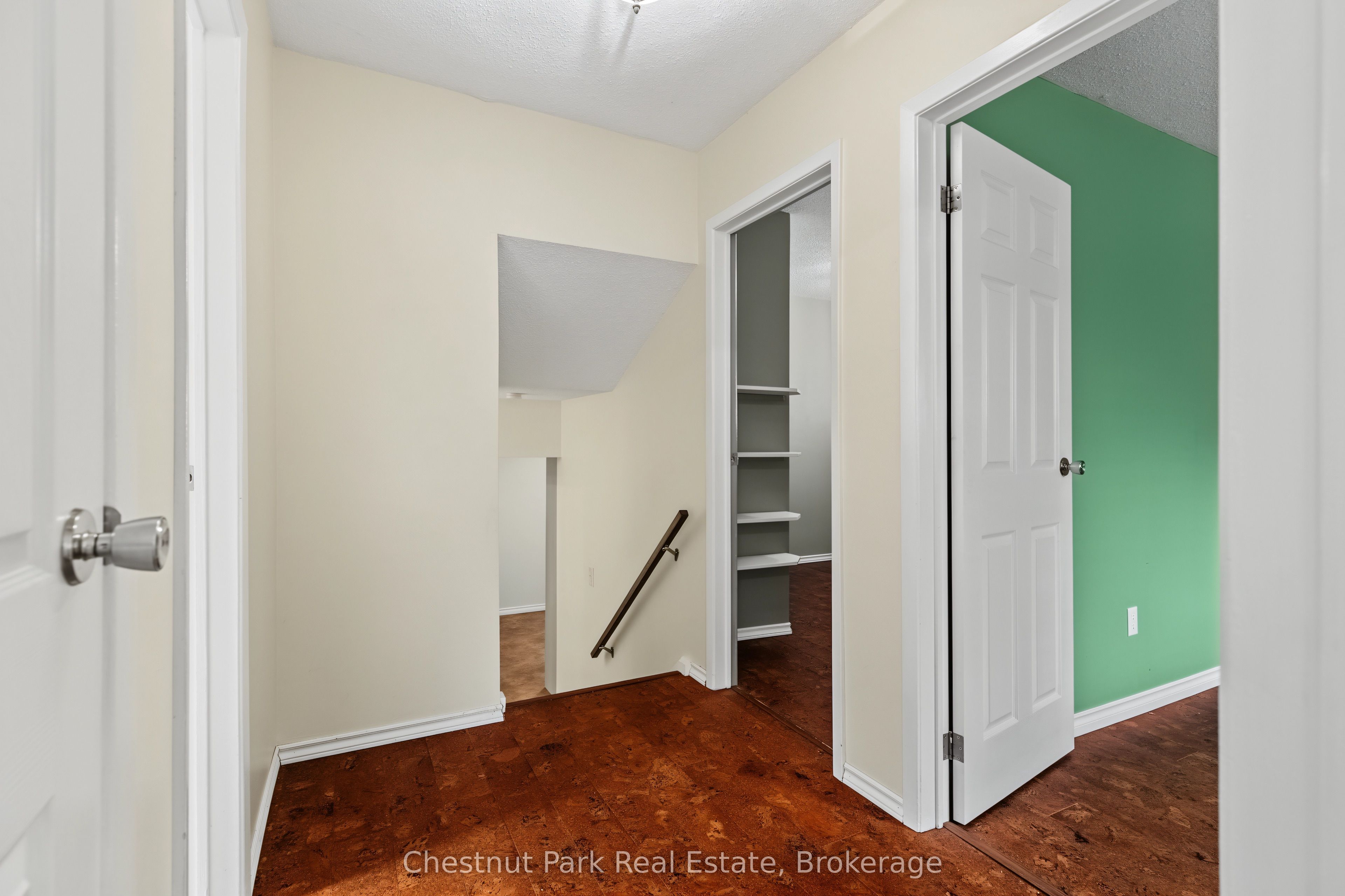 280 8th Avenue E Property Photo 17