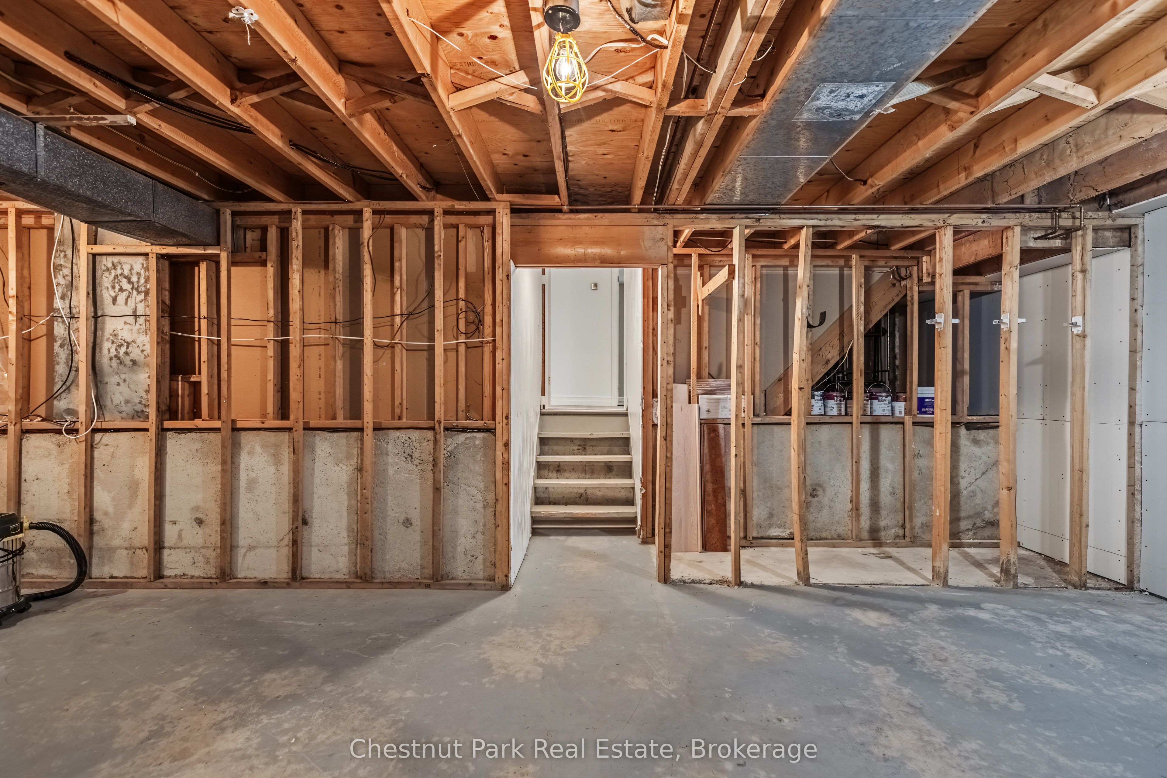 280 8th Avenue E Property Photo 33