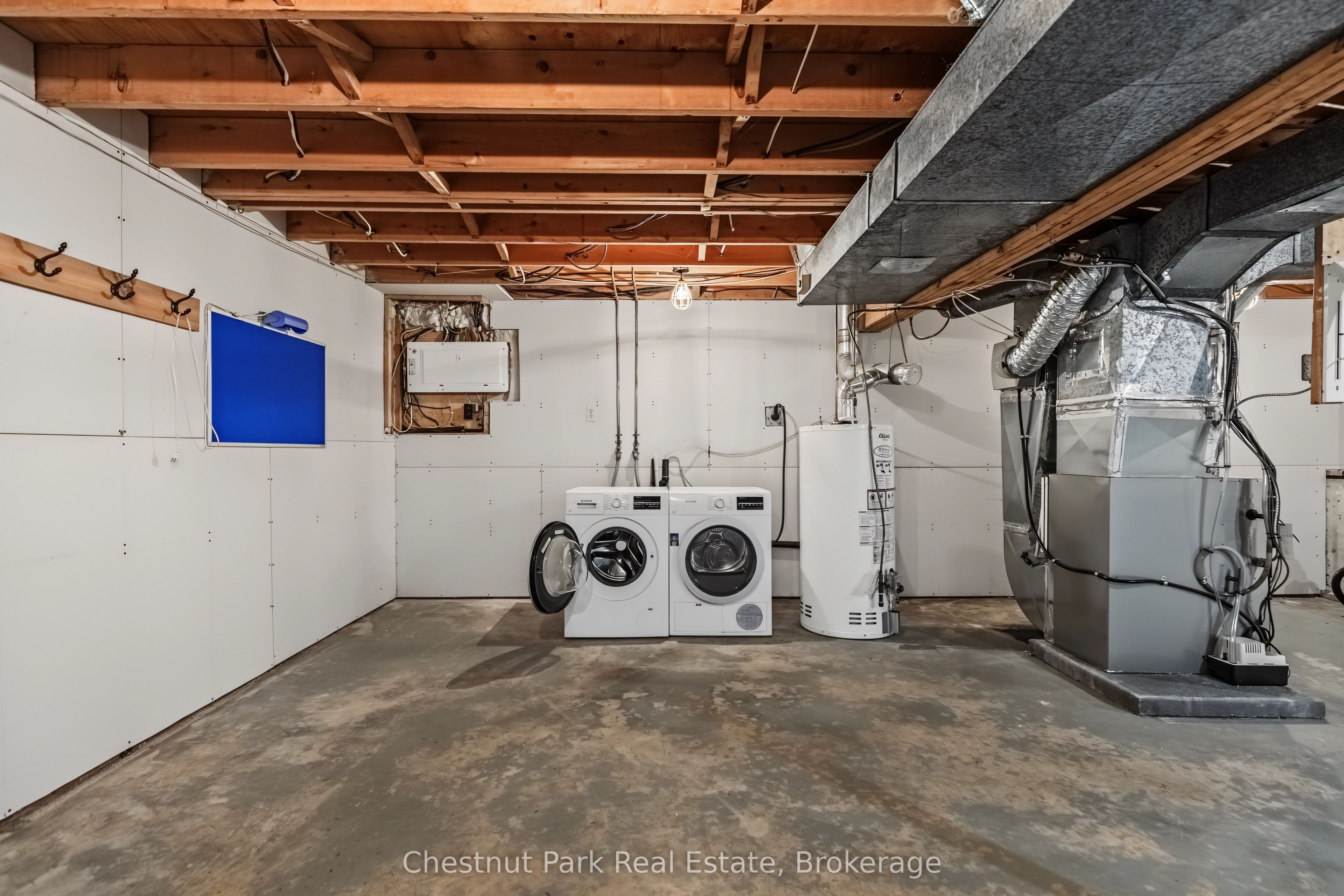 280 8th Avenue E Property Photo 34