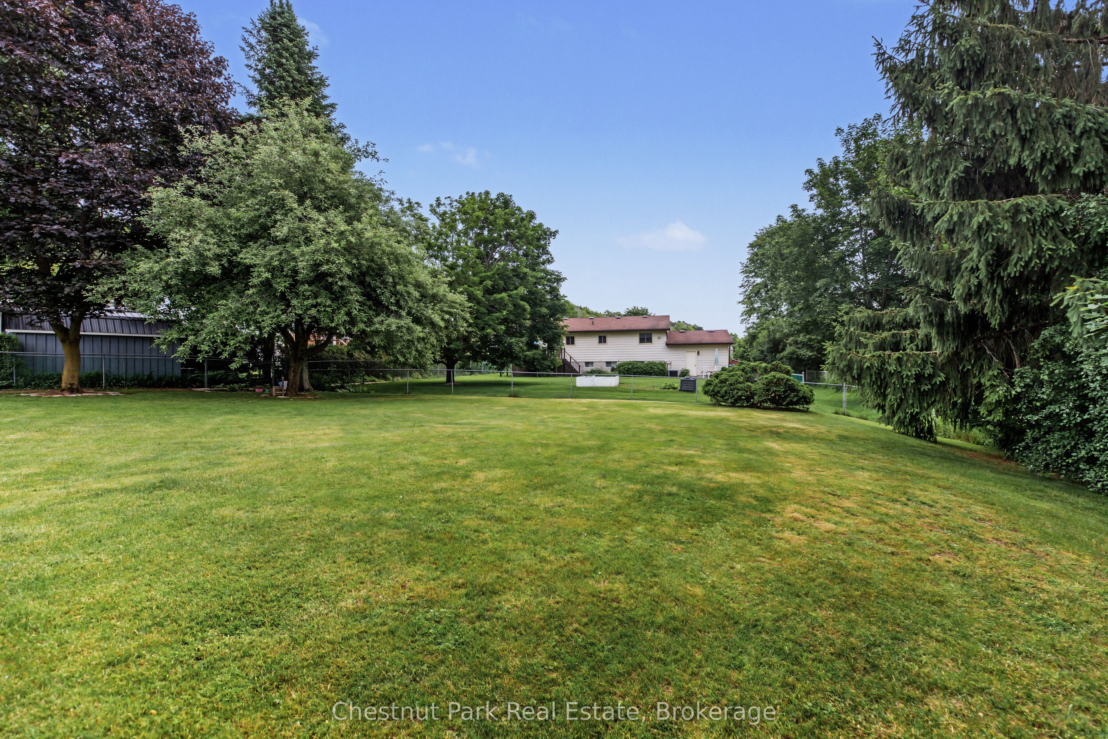 280 8th Avenue E Property Photo 38
