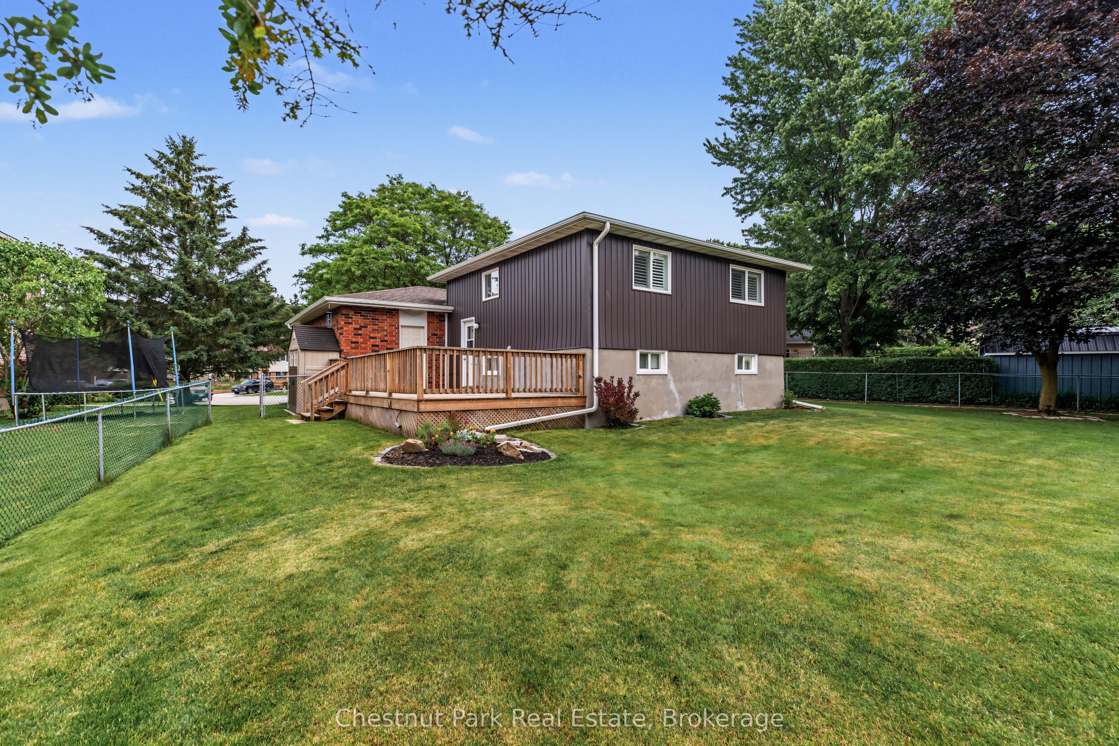 280 8th Avenue E Property Photo 41