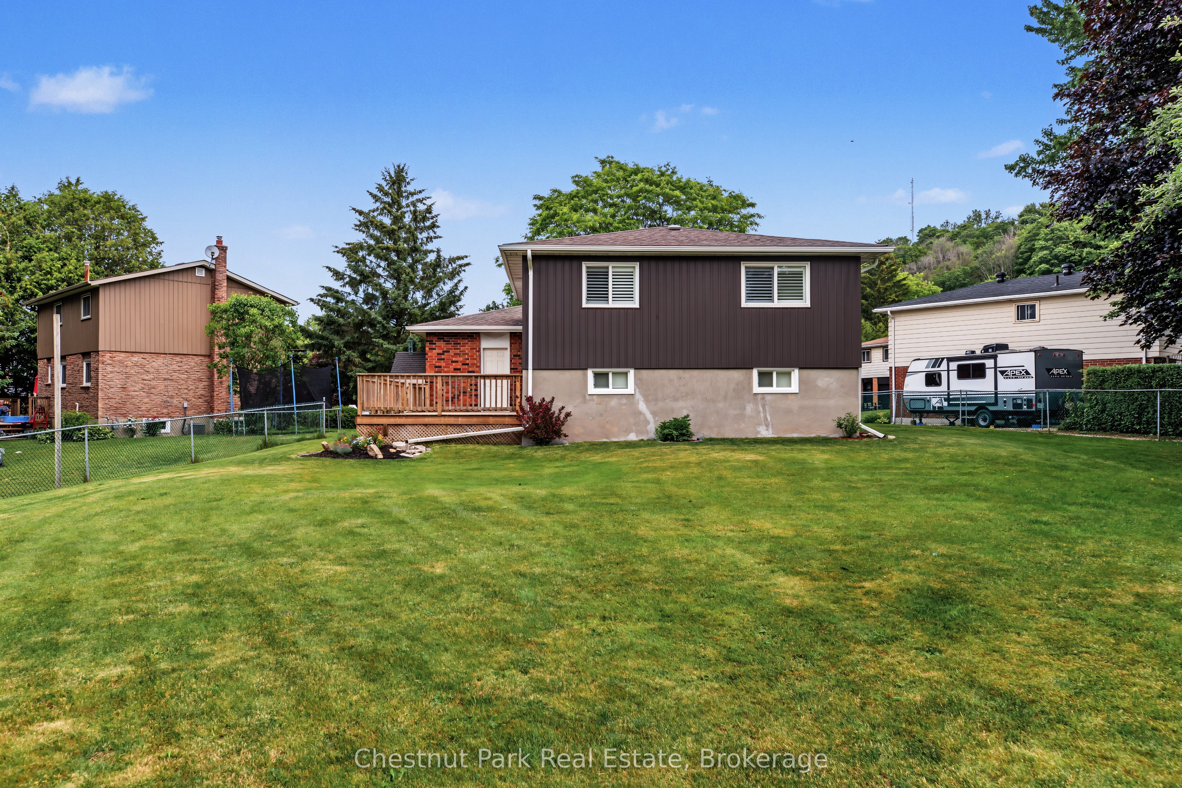 280 8th Avenue E Property Photo 42