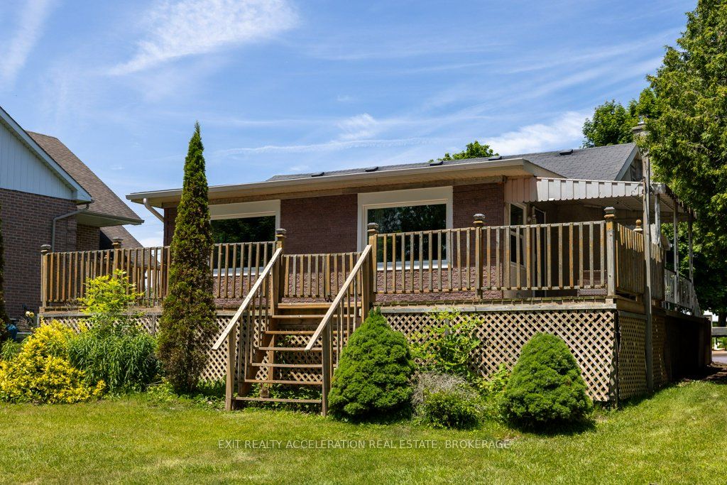 84 Main Street Property Photo 1