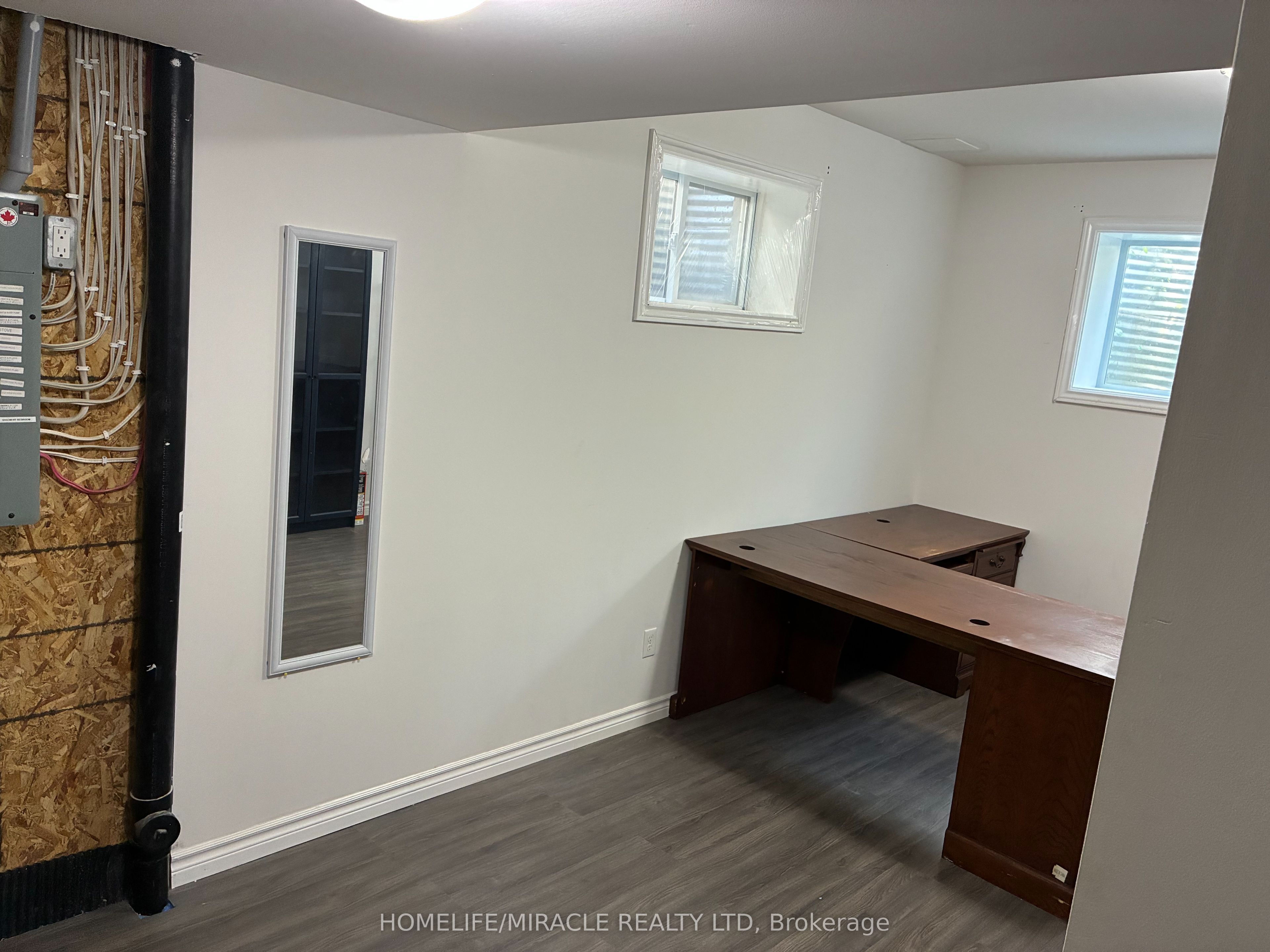 45 Oakes Crescent Property Photo 19