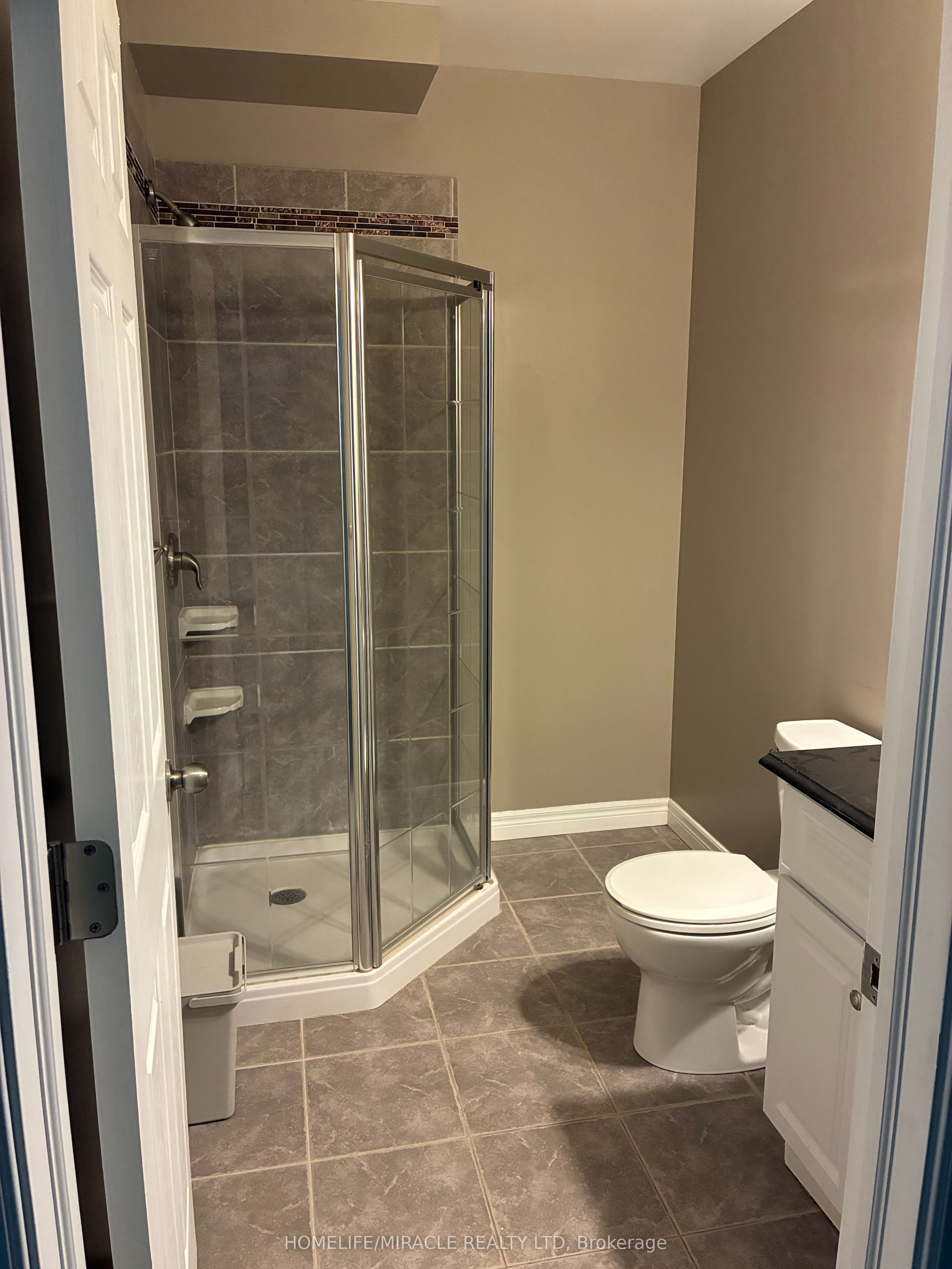 45 Oakes Crescent Property Photo 22
