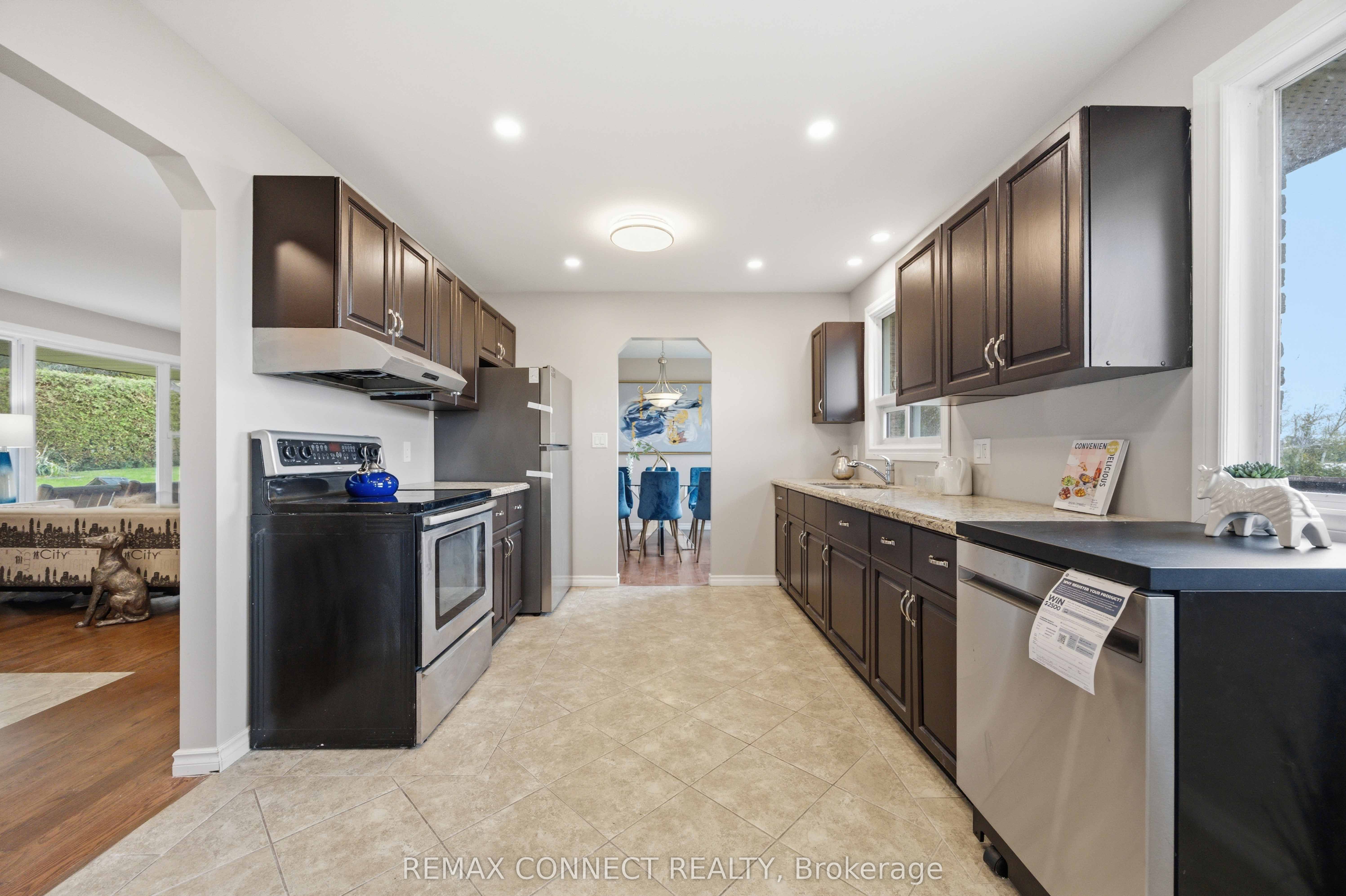 36 Helen Drive Property Photo 18