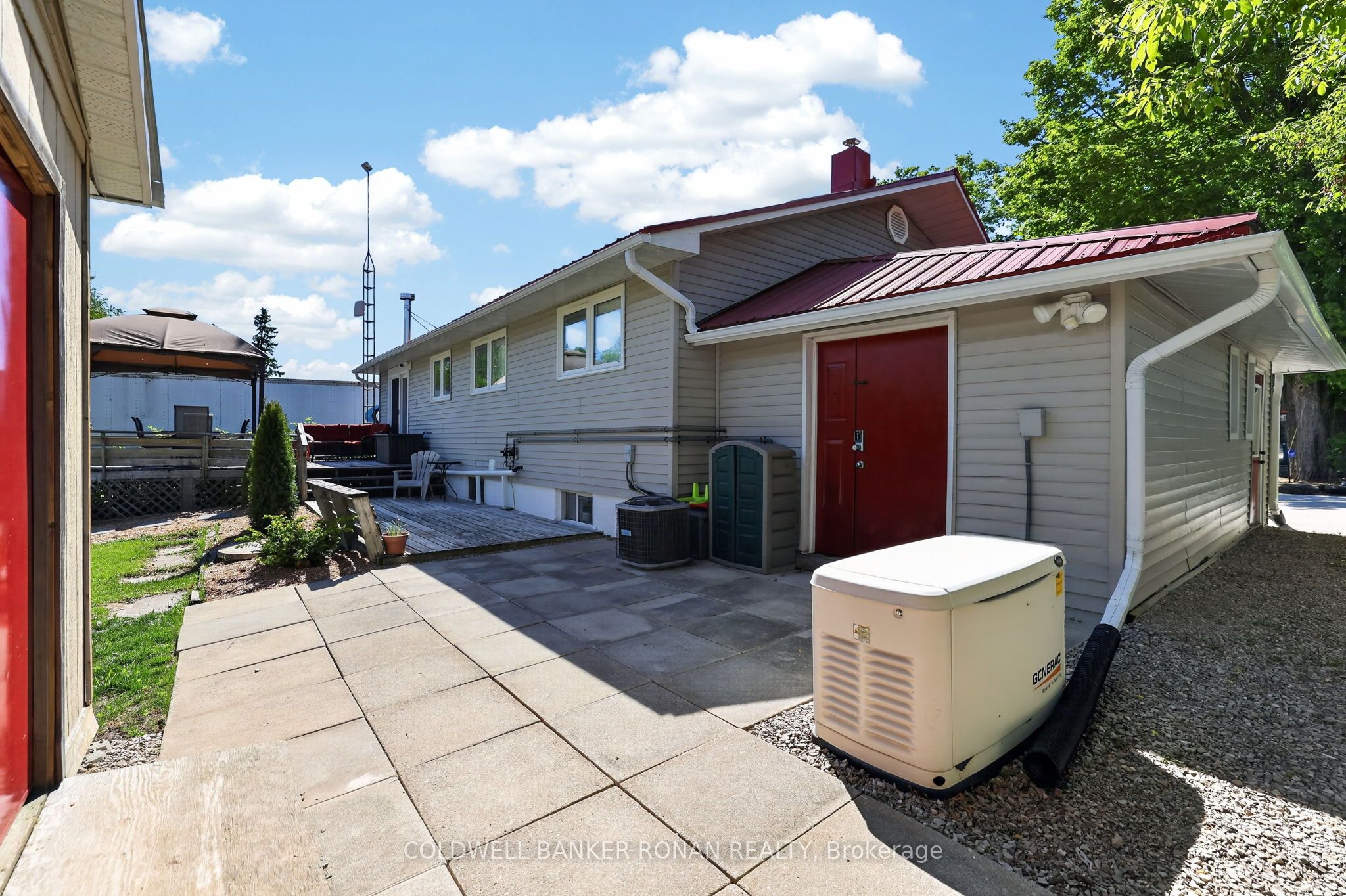 681170 260 Side Road Property Photo 46