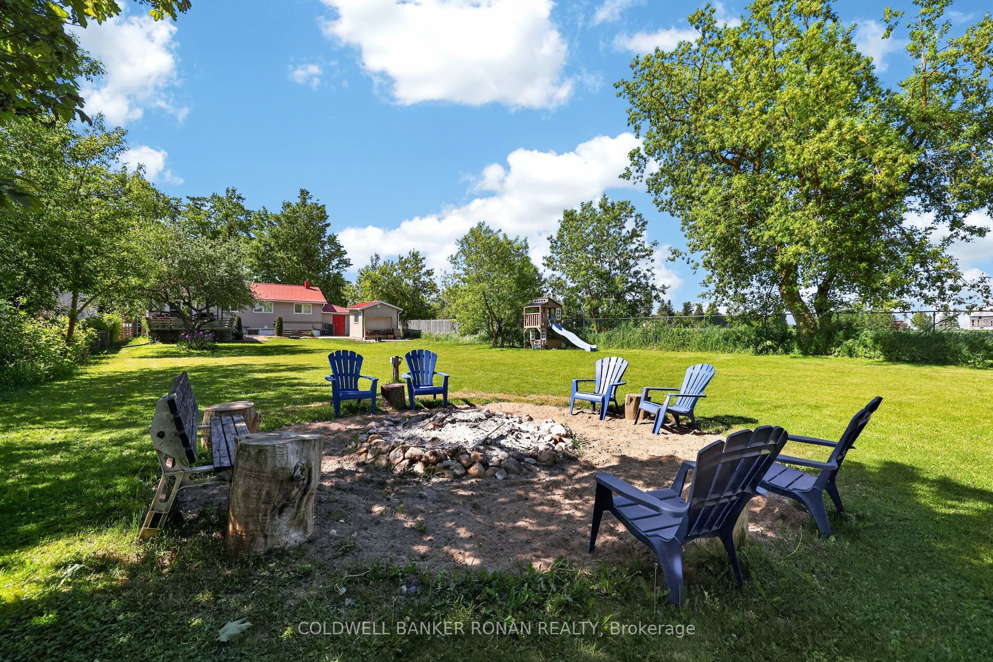 681170 260 Side Road Property Photo 48
