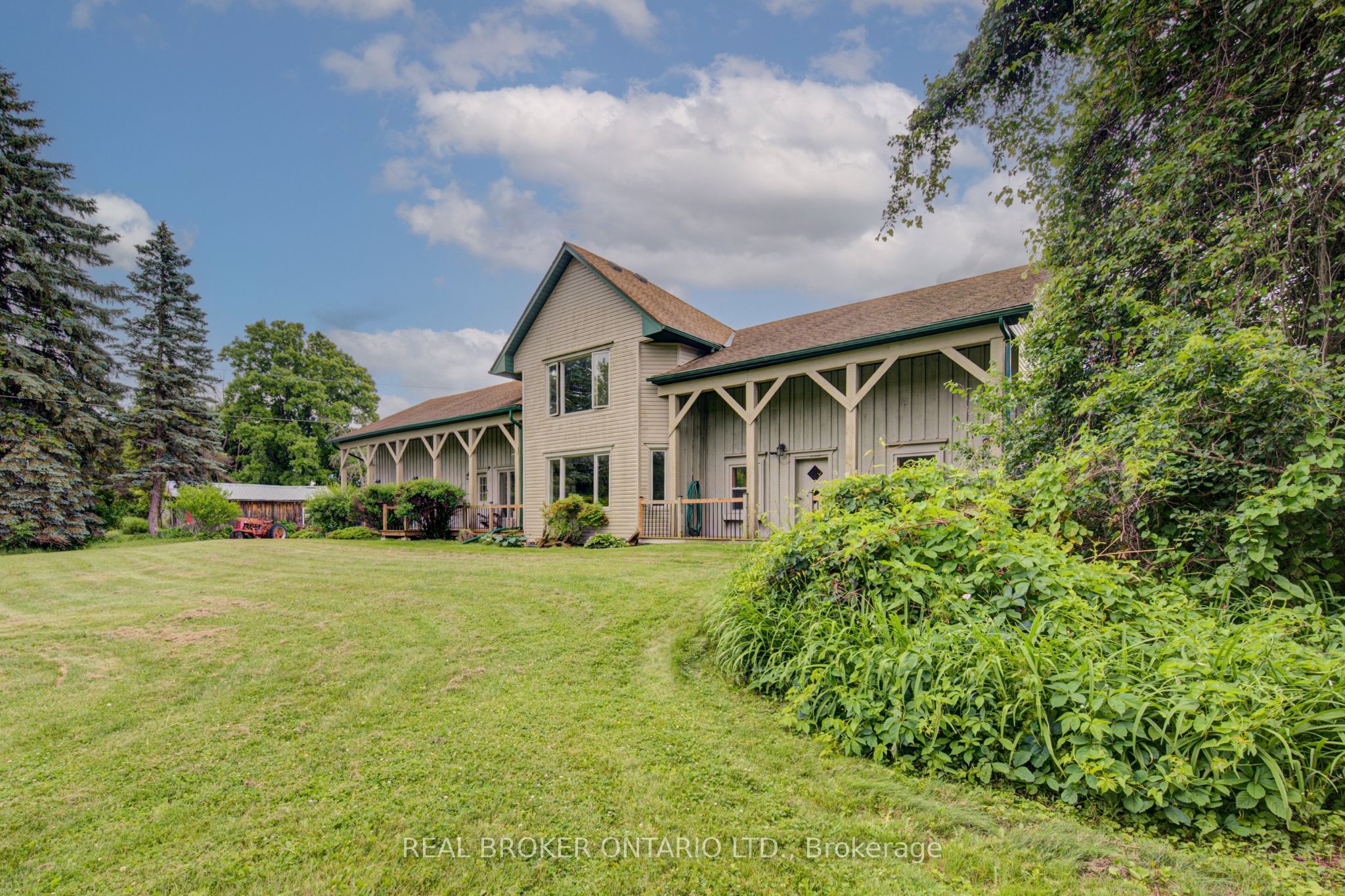 1032 Gore Road Property Photo 2