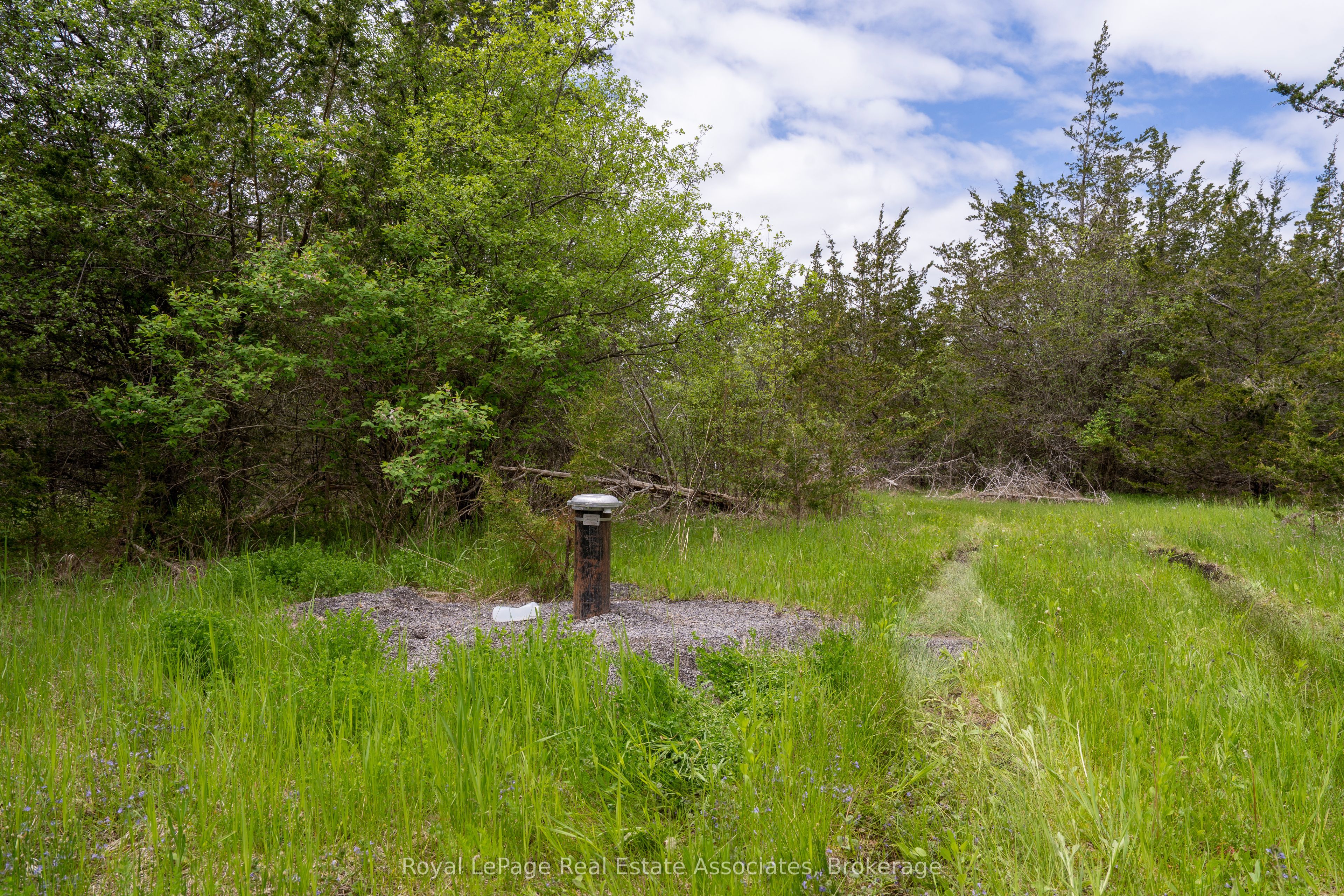2523 County Rd 15 Road Property Photo 2