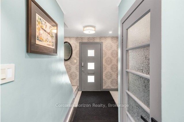 43 Wyngate Avenue E Property Photo 3
