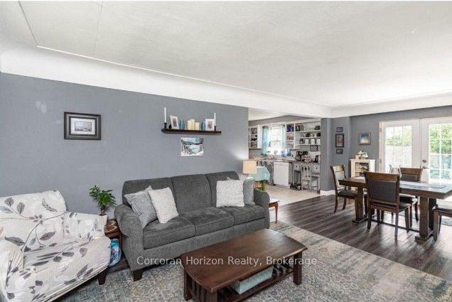 43 Wyngate Avenue E Property Photo 7