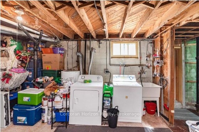 43 Wyngate Avenue E Property Photo 28