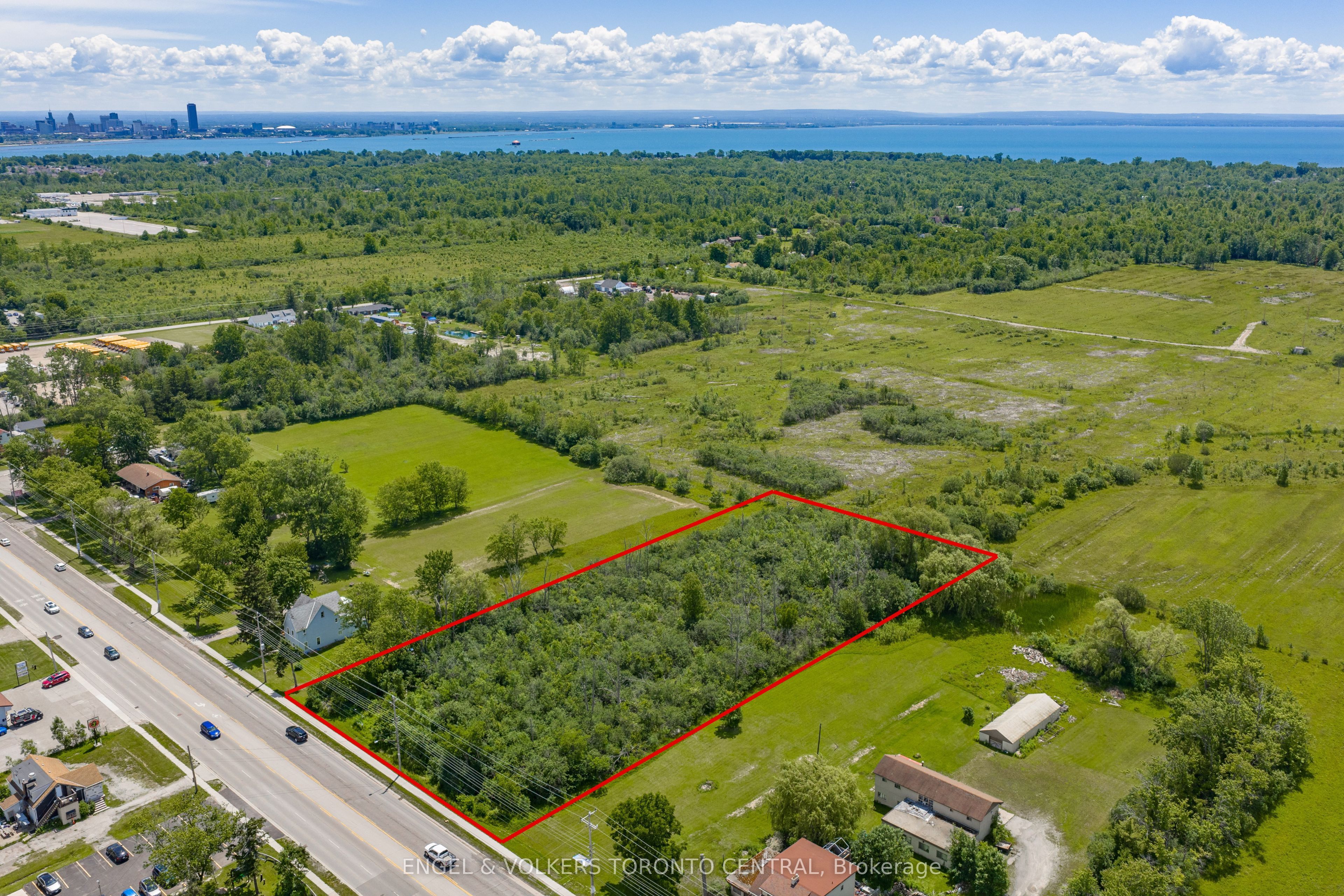 1185 Garrison Road Property Photo 1