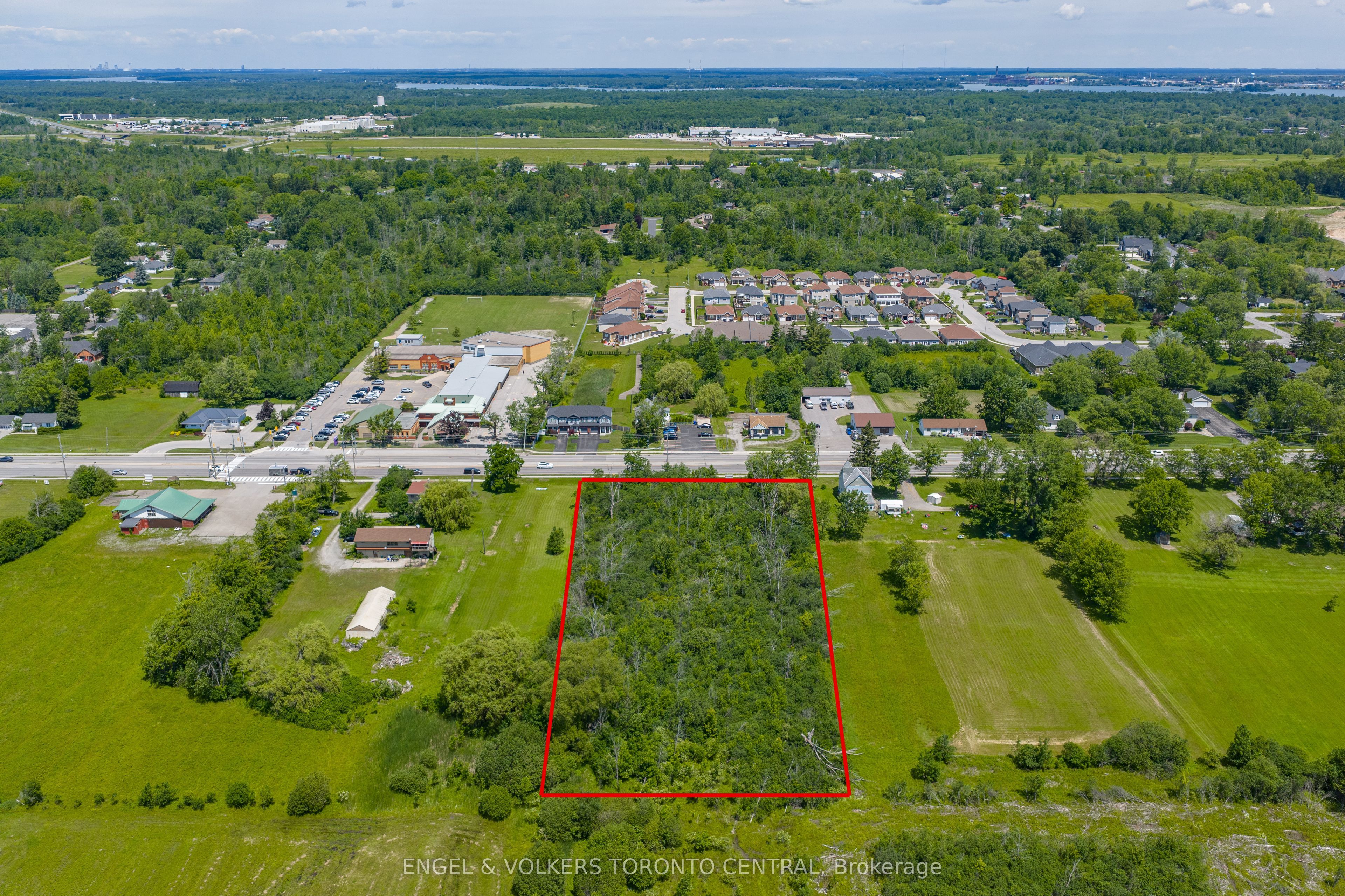 1185 Garrison Road Property Photo 2
