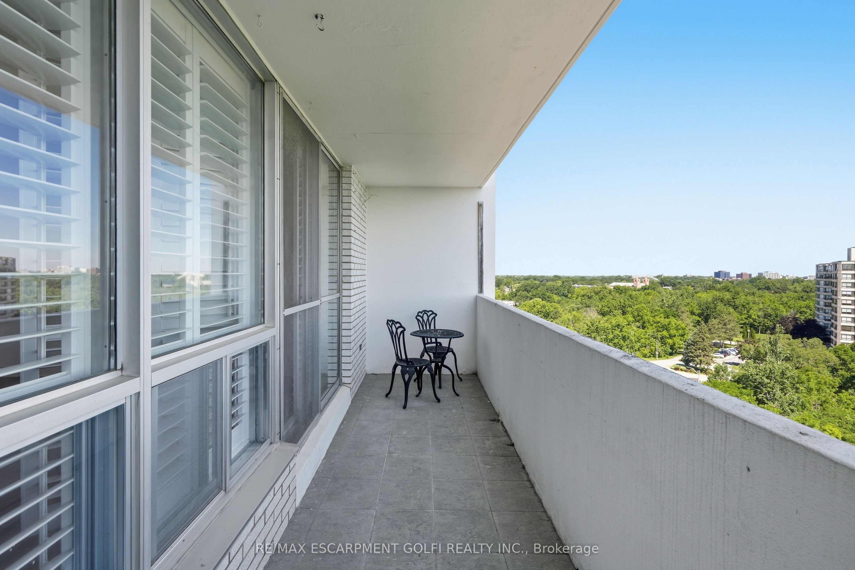 15 Towering Heights Boulevard 1005 Property Photo 16
