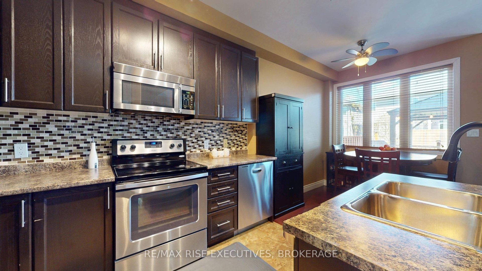 314 Janette Street Property Photo 5