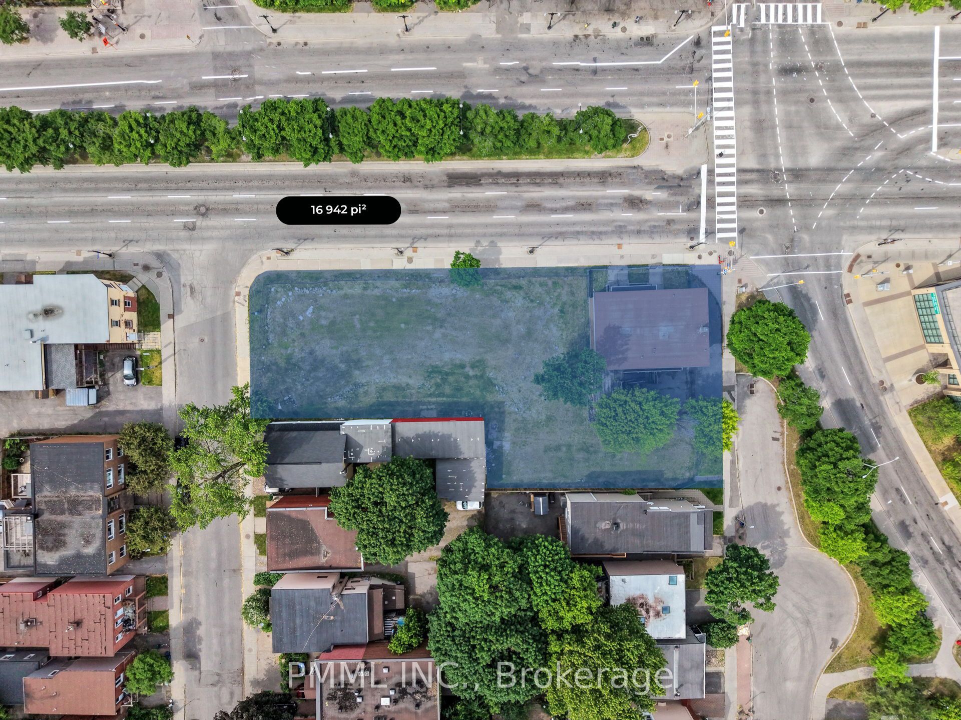 275 King Edward Avenue Property Photo 6