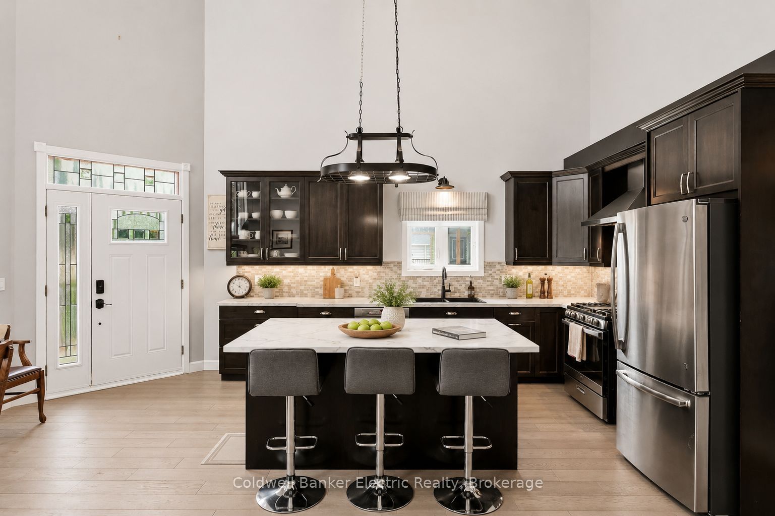 765 Palace Road Property Photo 13